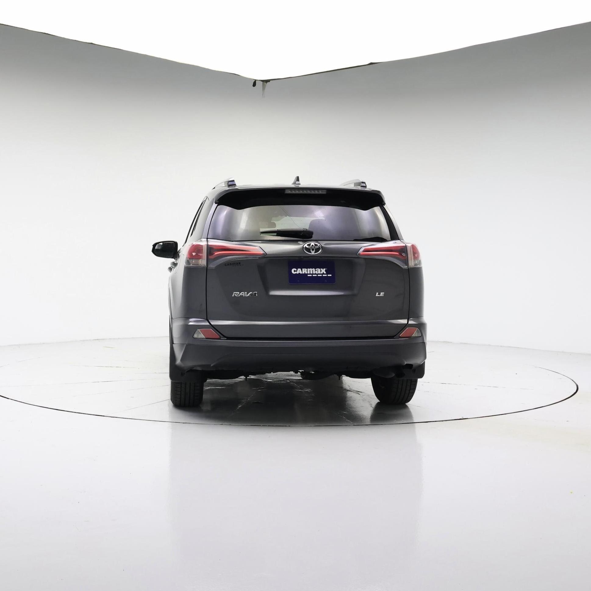 Thumbnail: 2017 Toyota RAV4 - 6