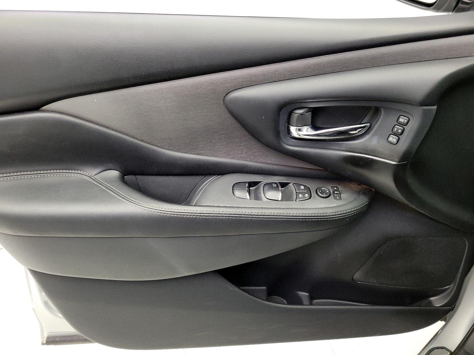 Thumbnail: 2019 Nissan Murano - 12