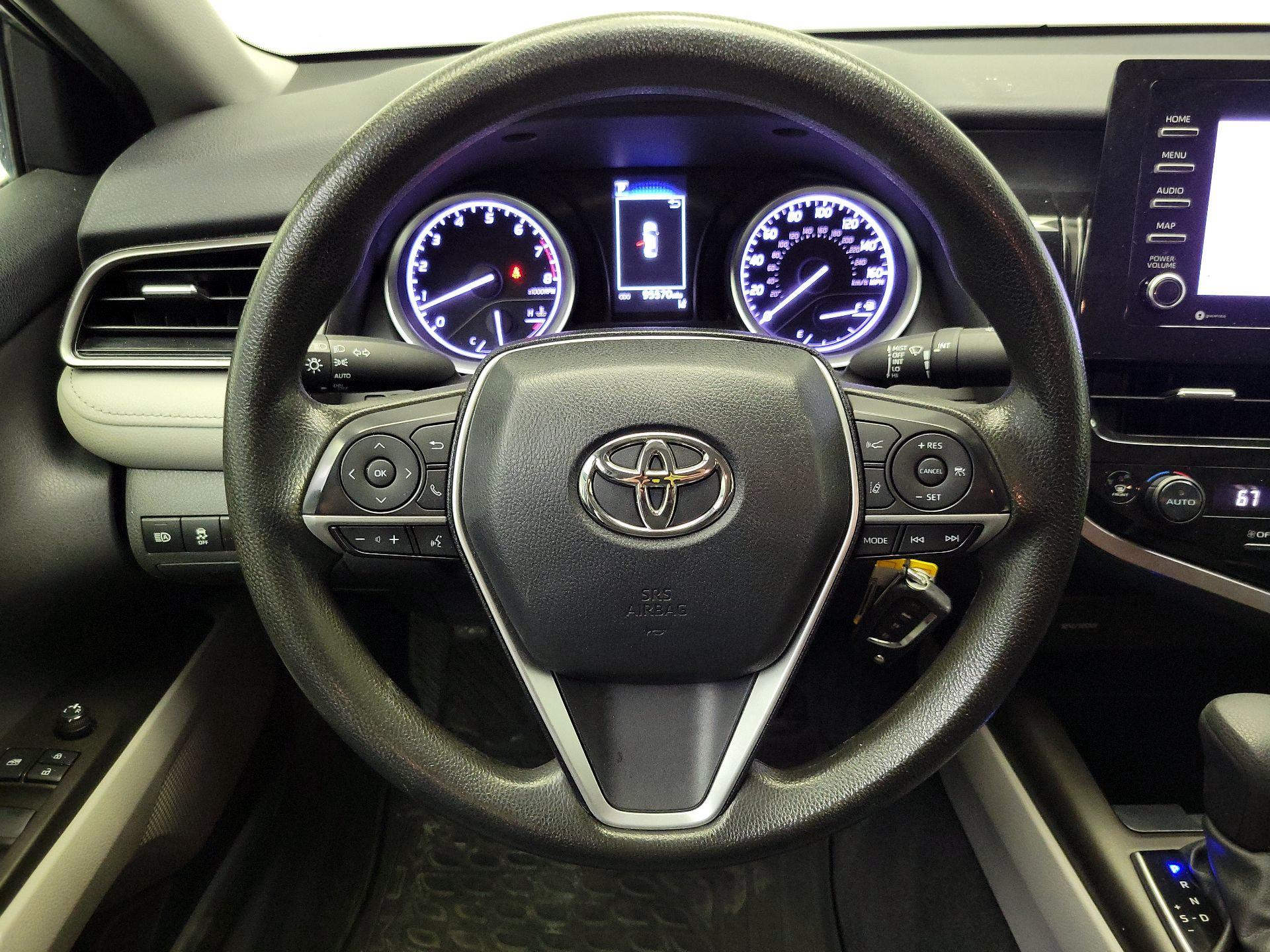 Thumbnail: 2022 Toyota Camry - 10