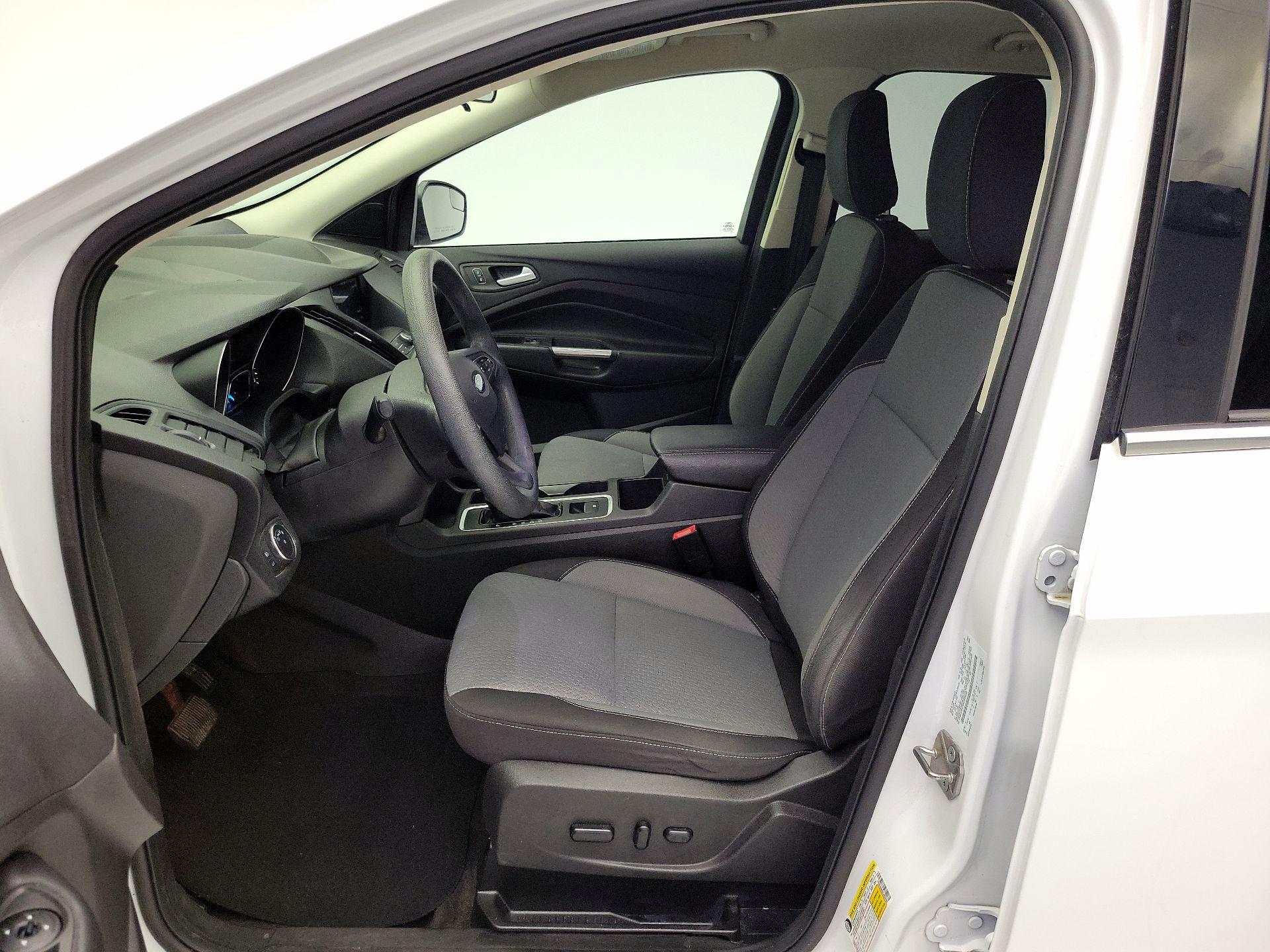 Thumbnail: 2019 Ford Escape - 11