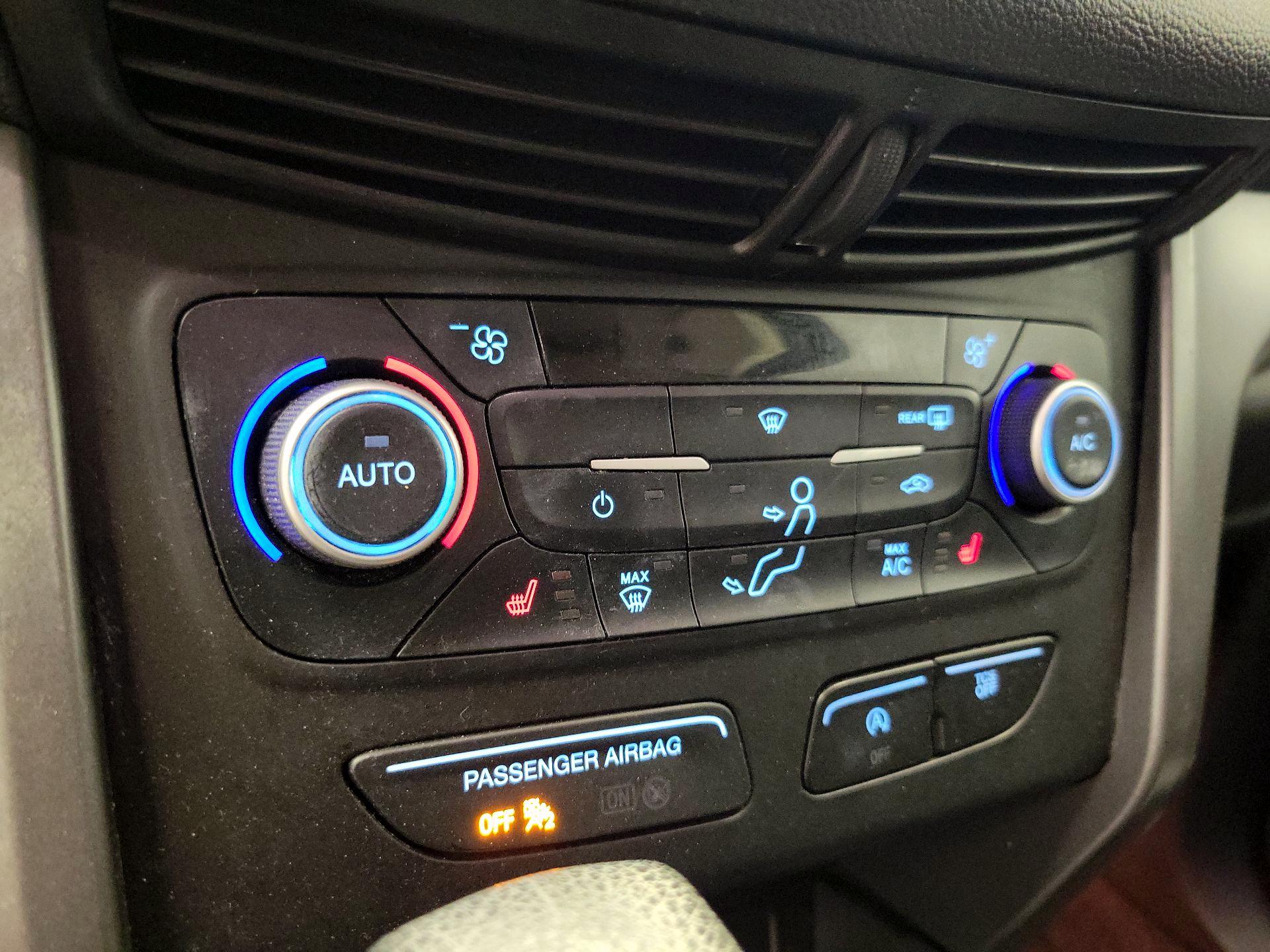 Thumbnail: 2019 Ford Escape - 16