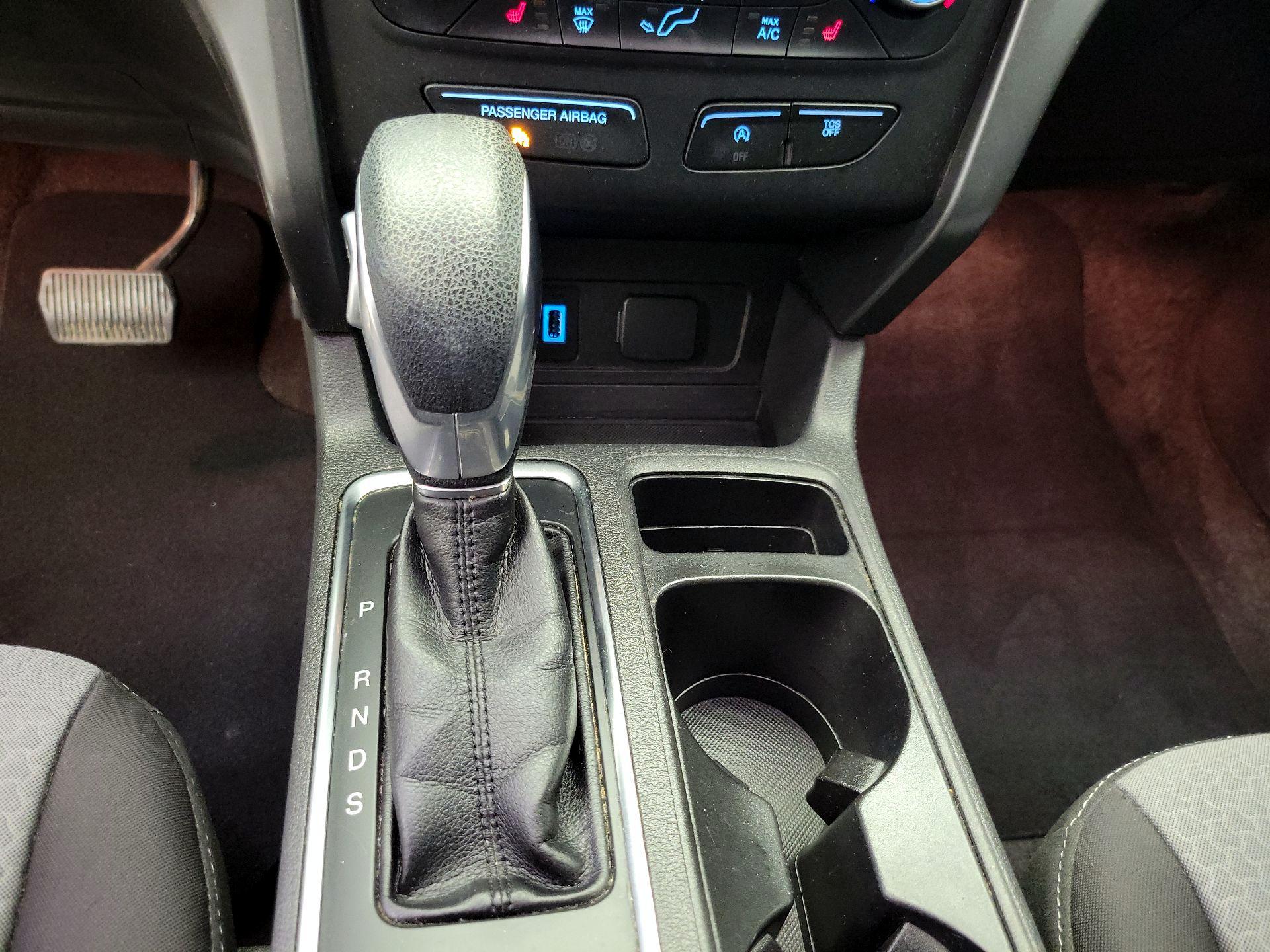 Thumbnail: 2019 Ford Escape - 17