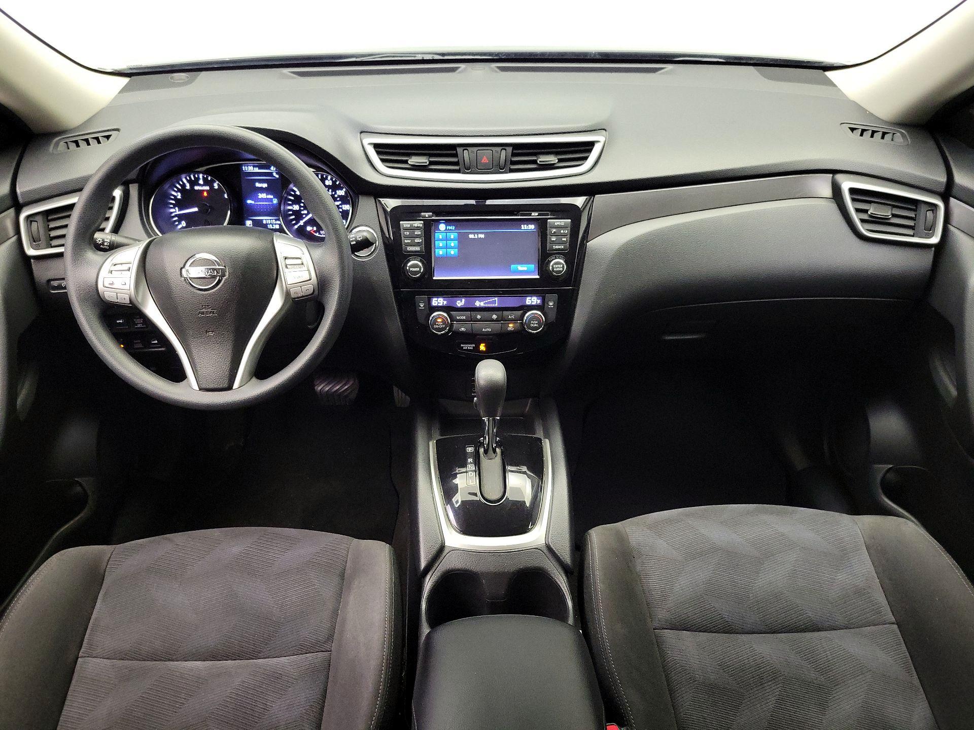 Thumbnail: 2015 Nissan Rogue - 9