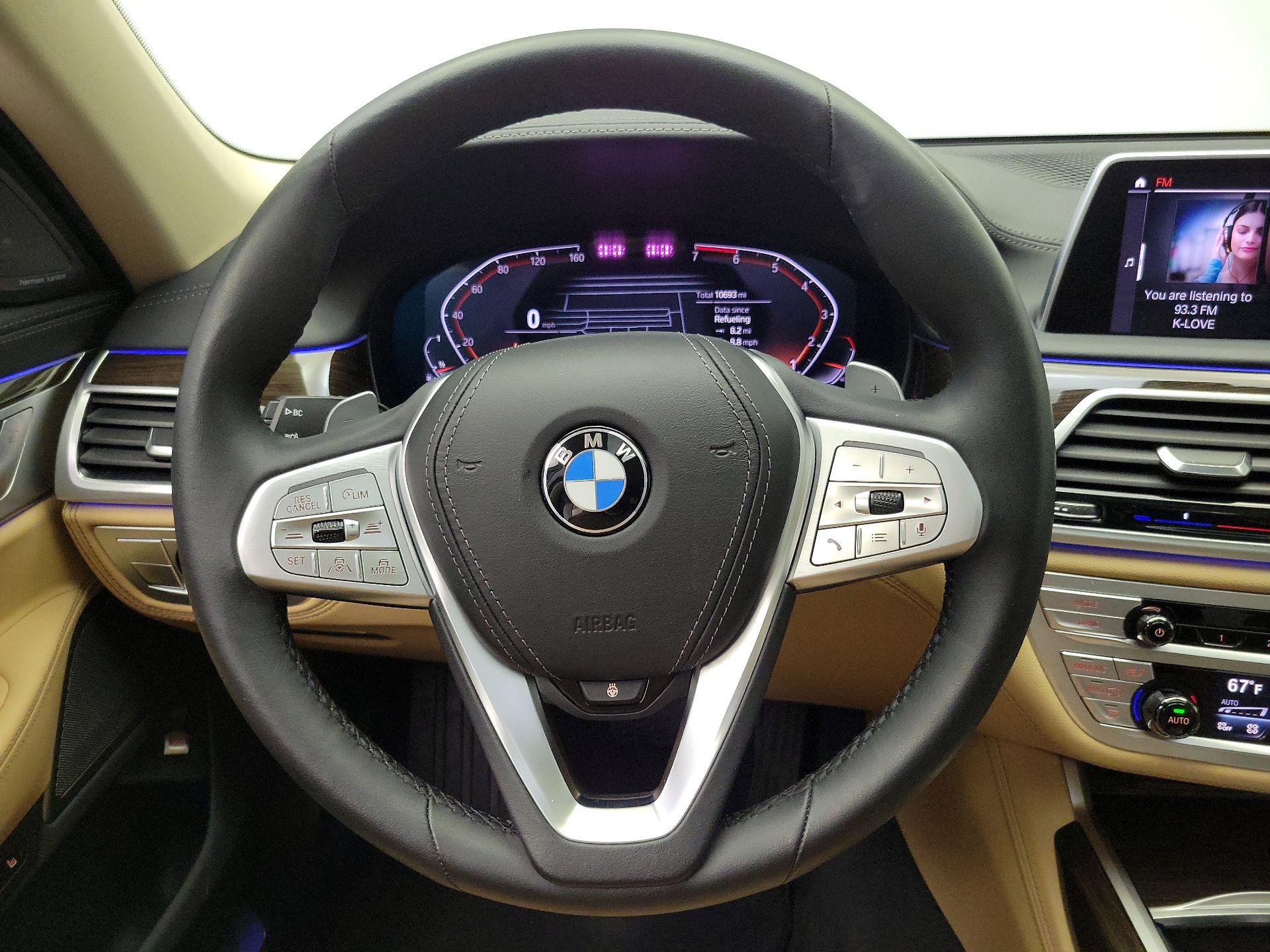 Thumbnail: 2021 BMW 7 Series - 10