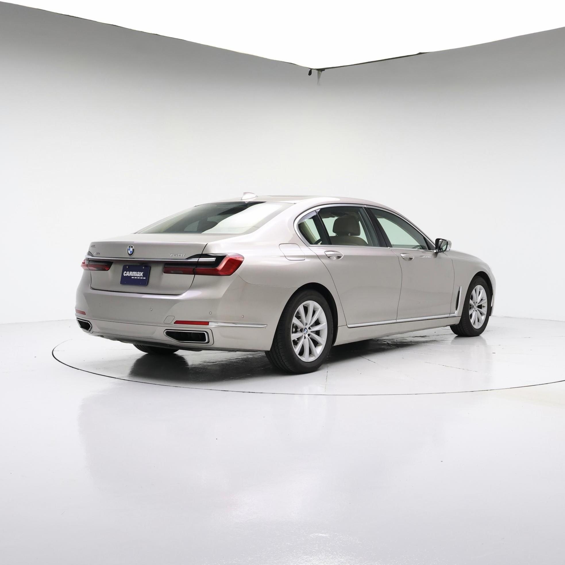 Thumbnail: 2021 BMW 7 Series - 8
