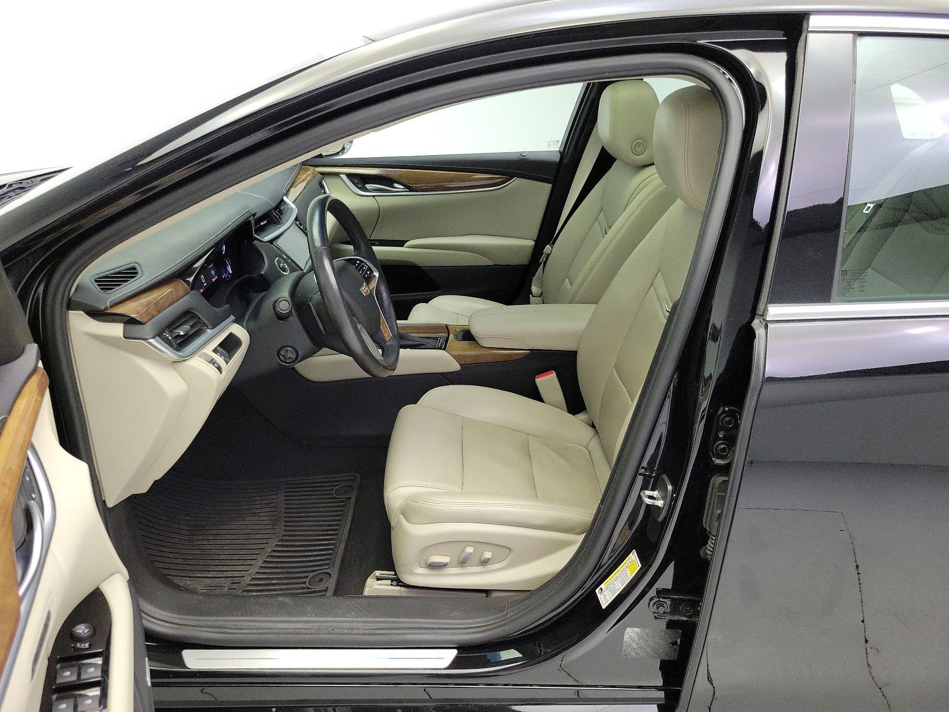 Thumbnail: 2018 Cadillac XTS - 11
