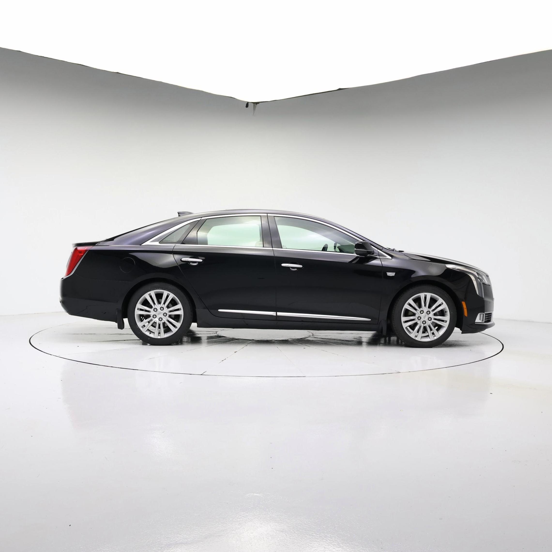 Thumbnail: 2018 Cadillac XTS - 7