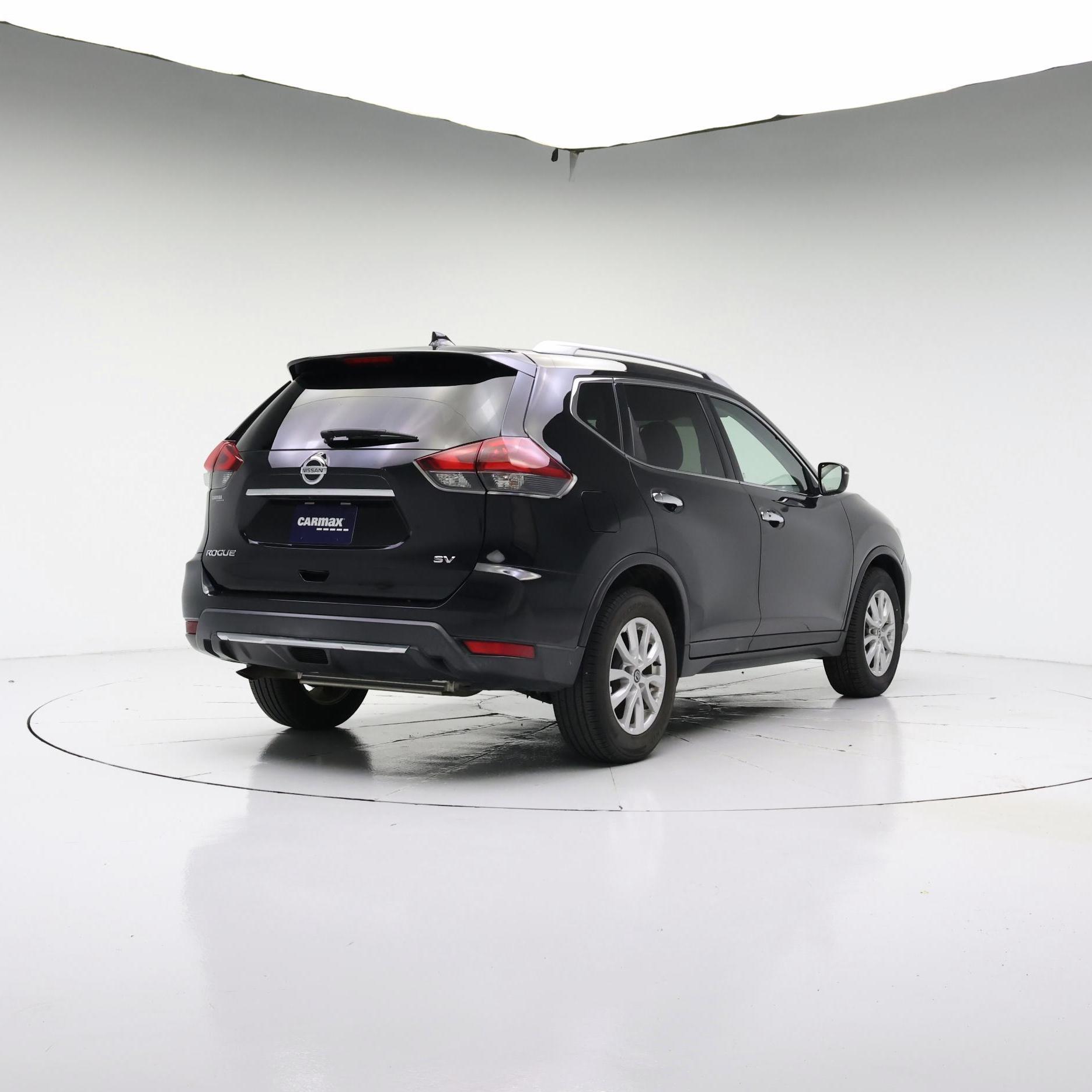 Thumbnail: 2018 Nissan Rogue - 8