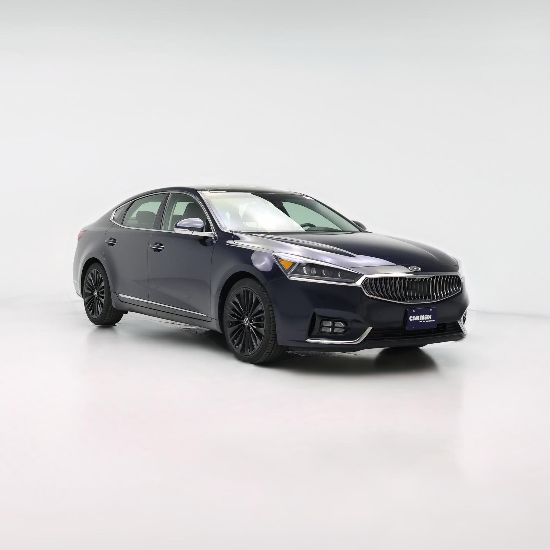 Thumbnail: 2017 Kia Cadenza - 1