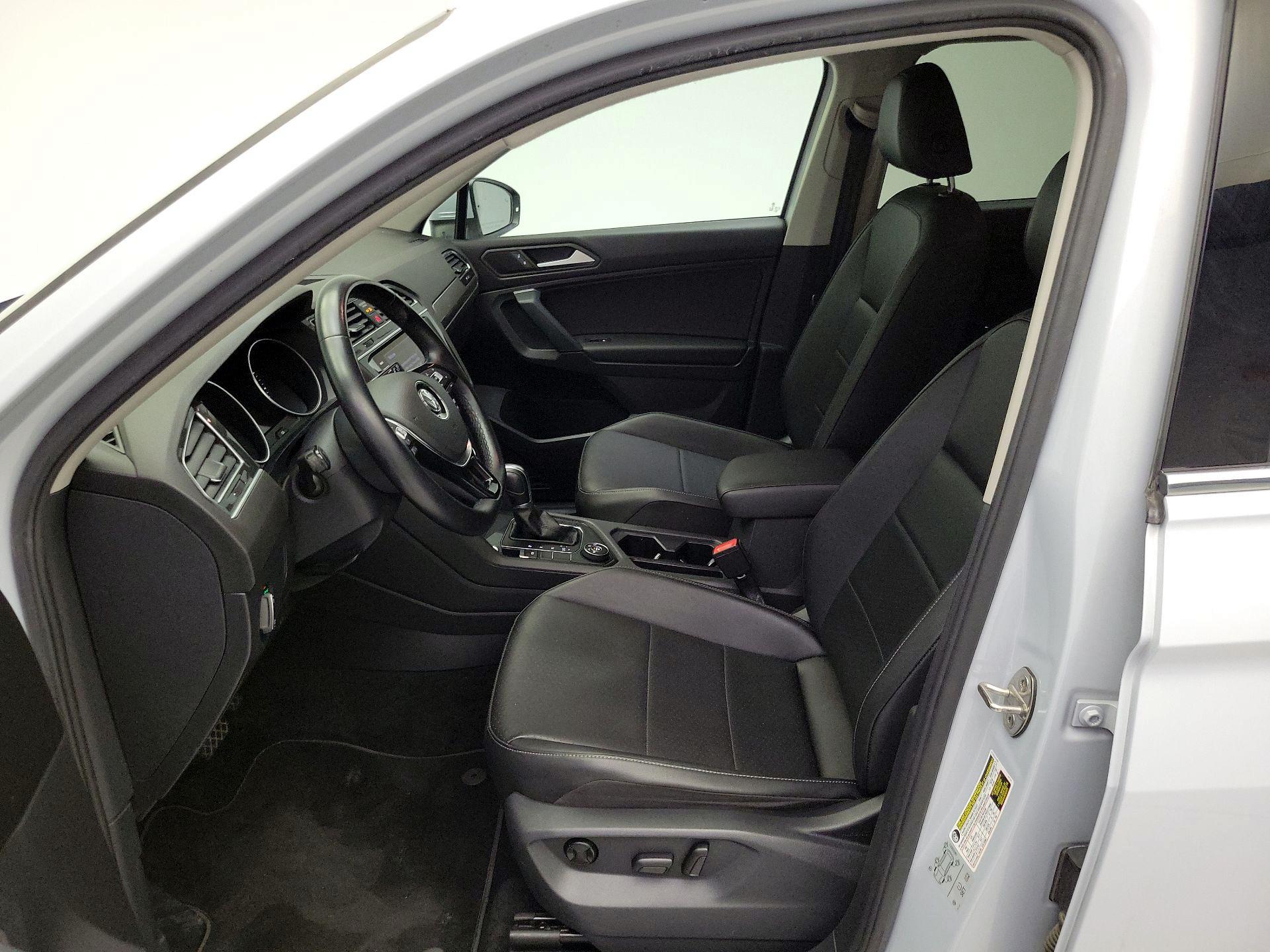 Thumbnail: 2019 Volkswagen Tiguan - 11
