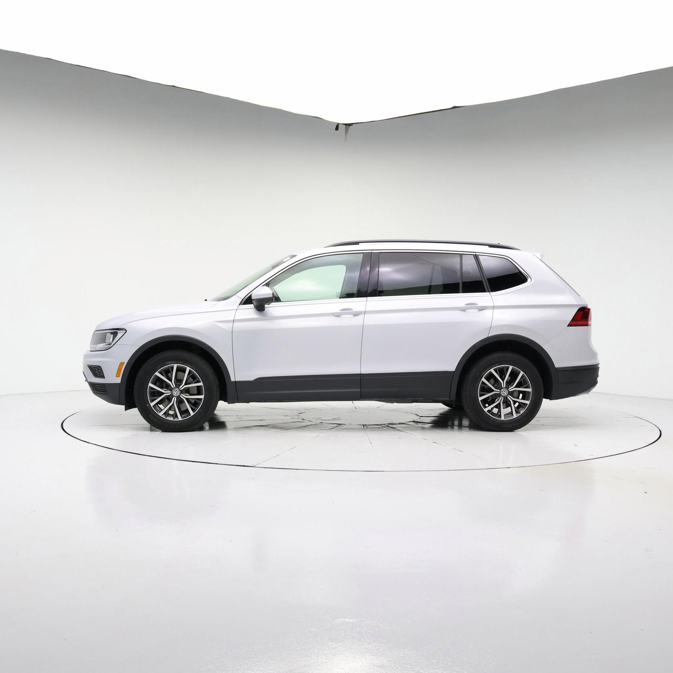 Thumbnail: 2019 Volkswagen Tiguan - 3