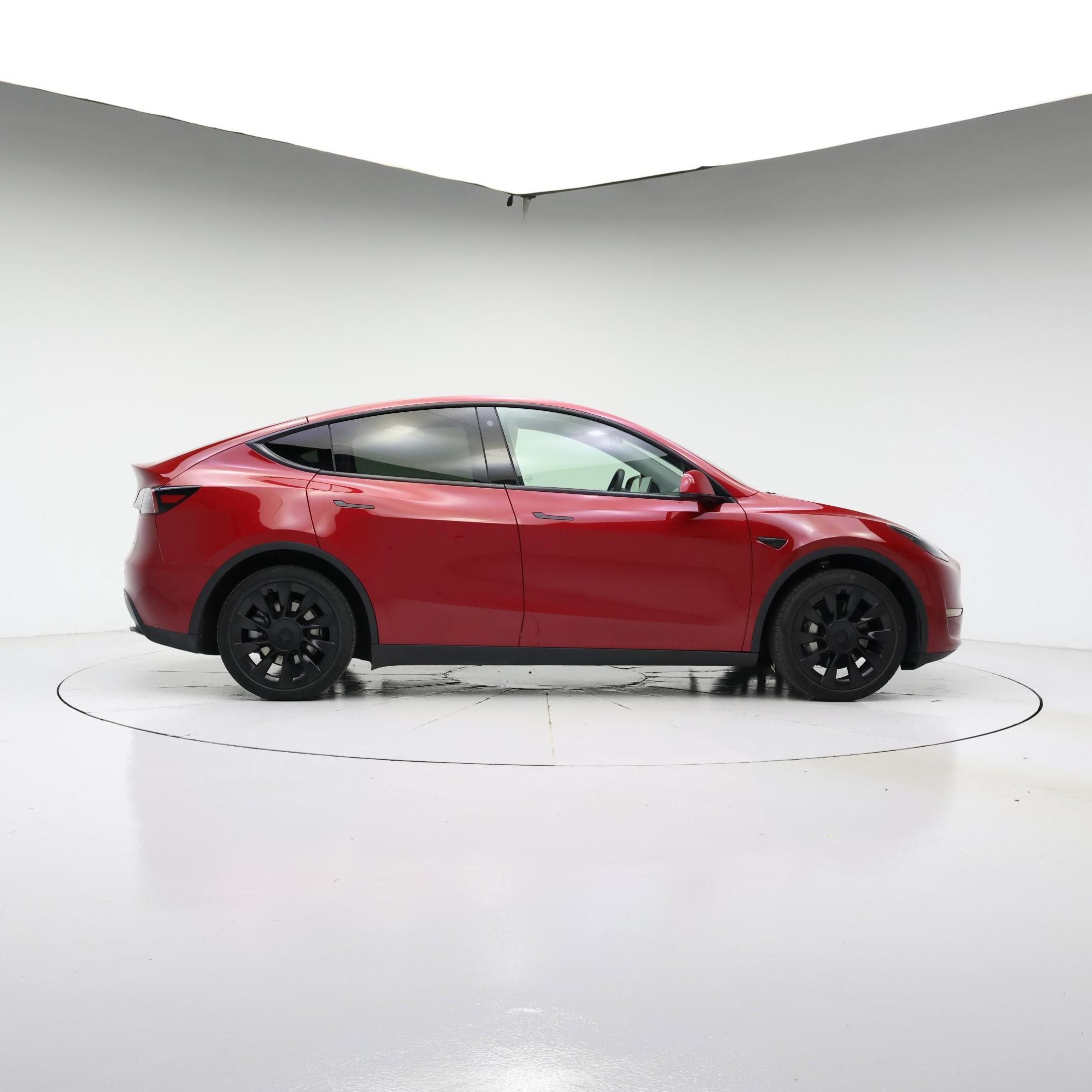 Thumbnail: 2023 Tesla Model Y - 3