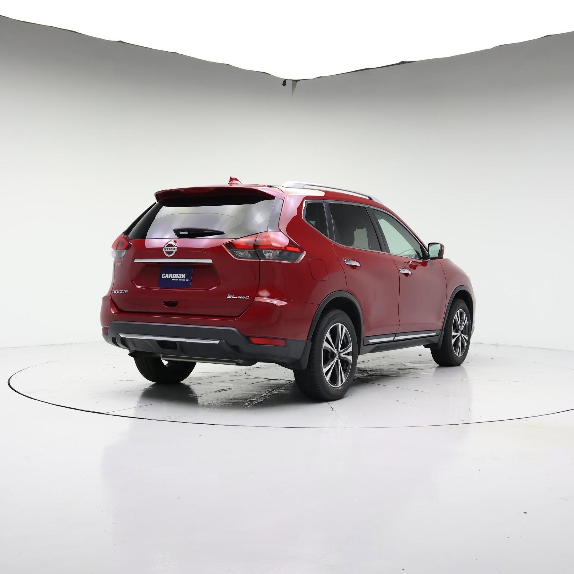 Thumbnail: 2017 Nissan Rogue - 8
