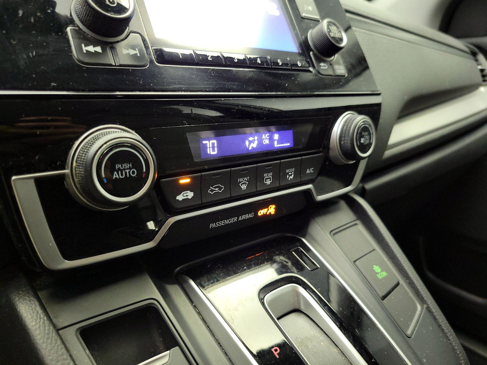 Thumbnail: 2017 Honda CR-V - 15