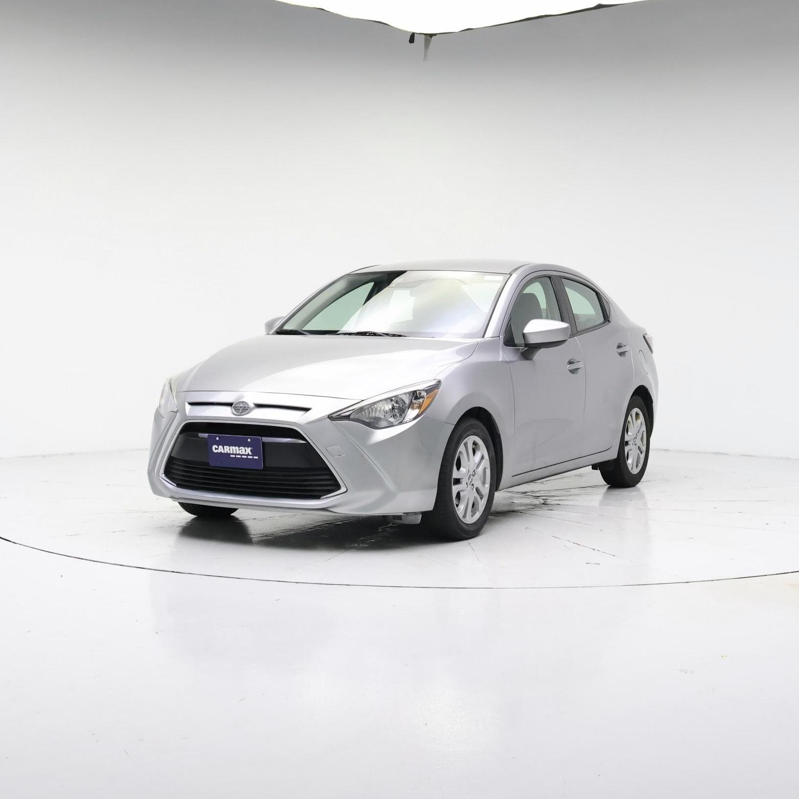Thumbnail: 2016 Scion iA - 4
