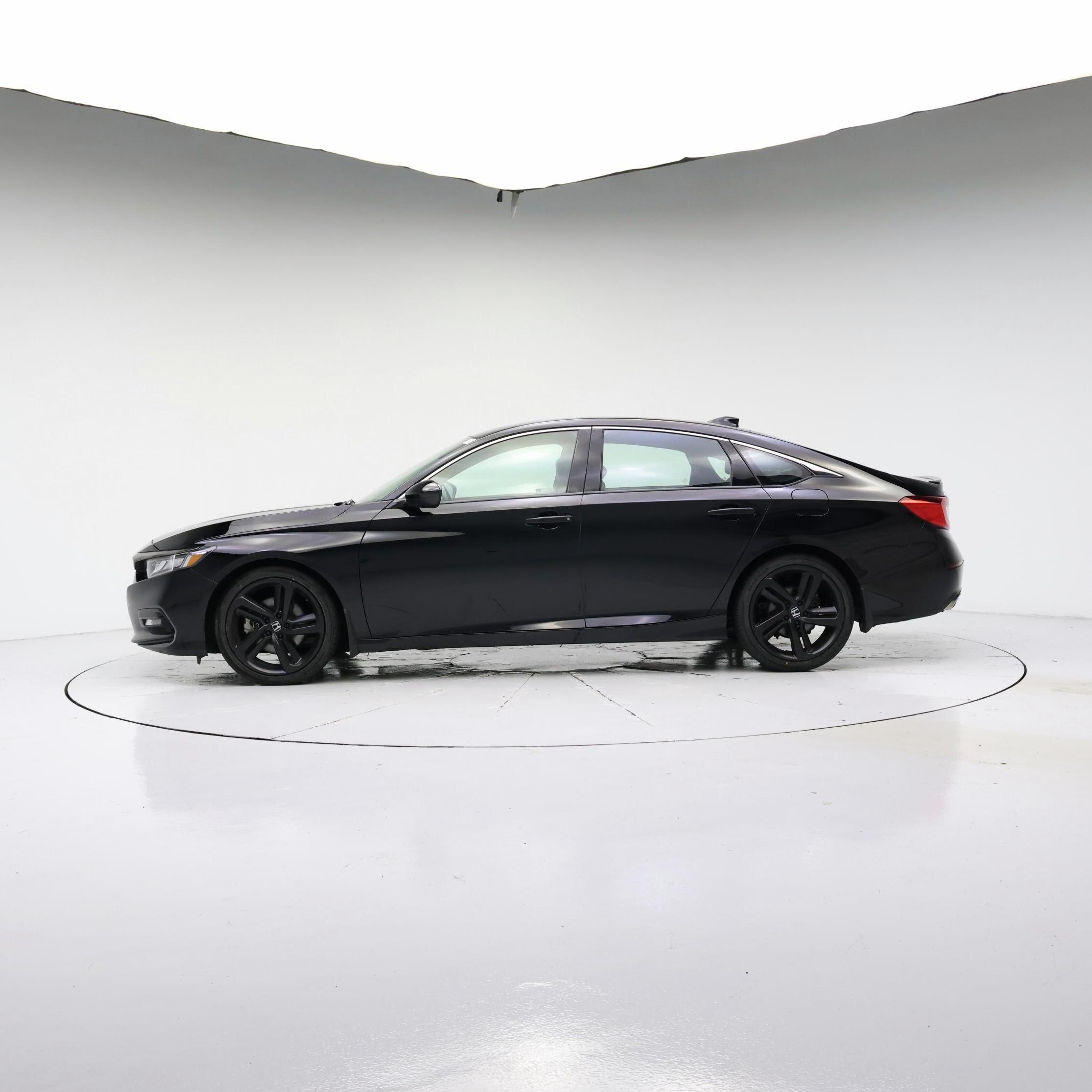 Thumbnail: 2018 Honda Accord - 3