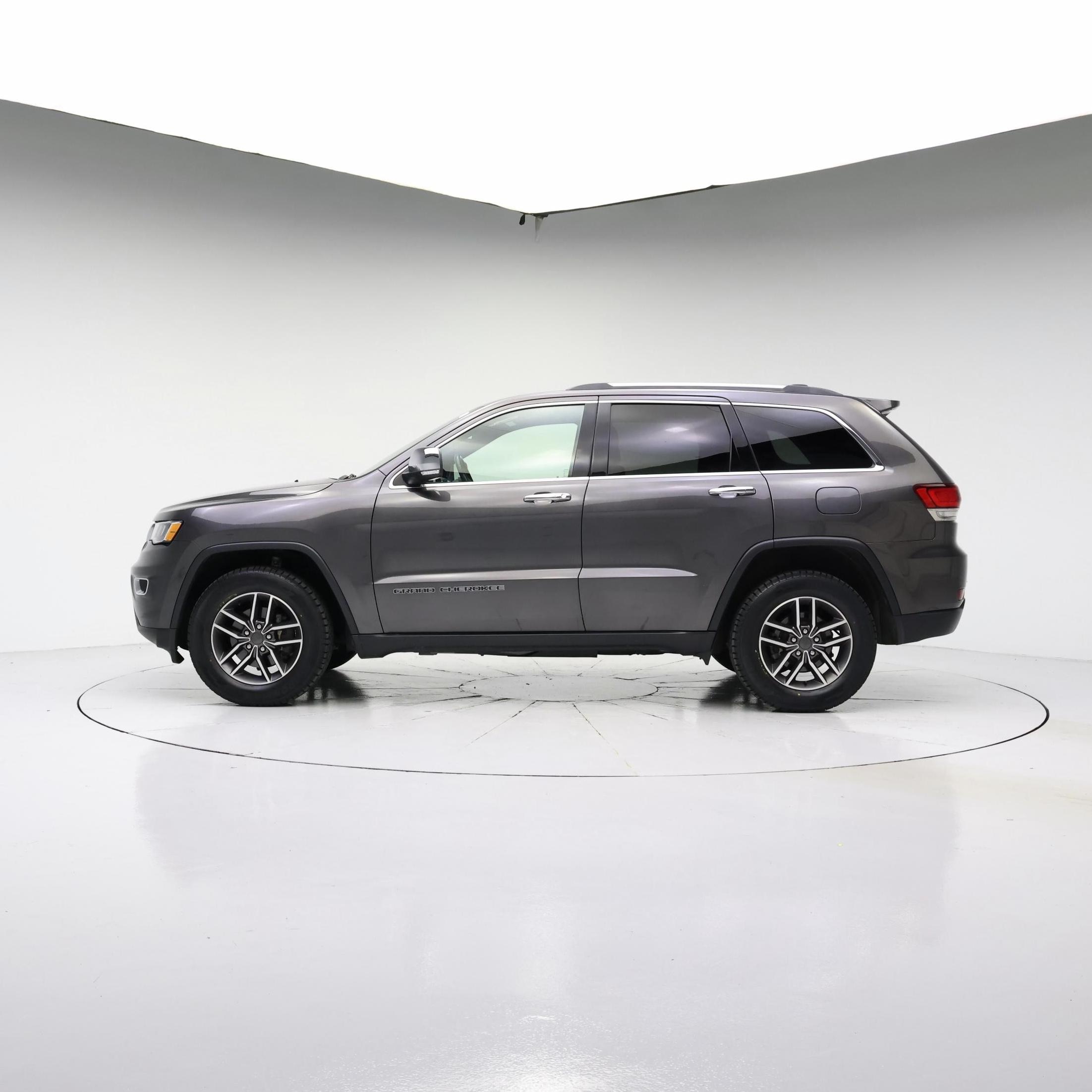Thumbnail: 2020 Jeep Grand Cherokee - 3