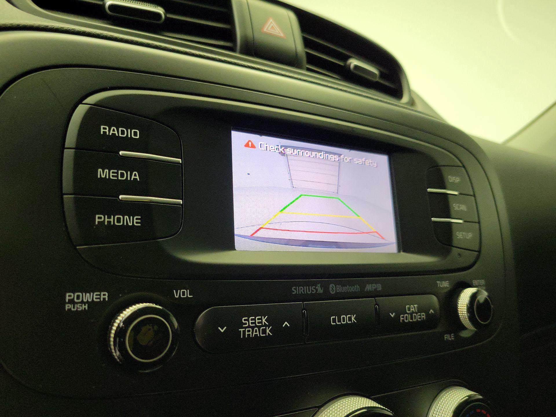 Thumbnail: 2016 Kia Soul - 14