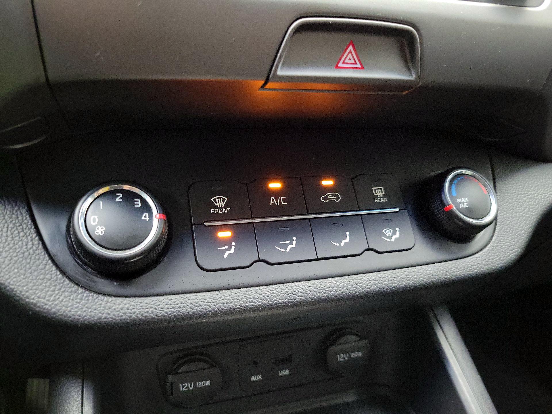 Thumbnail: 2014 Kia Sportage - 15