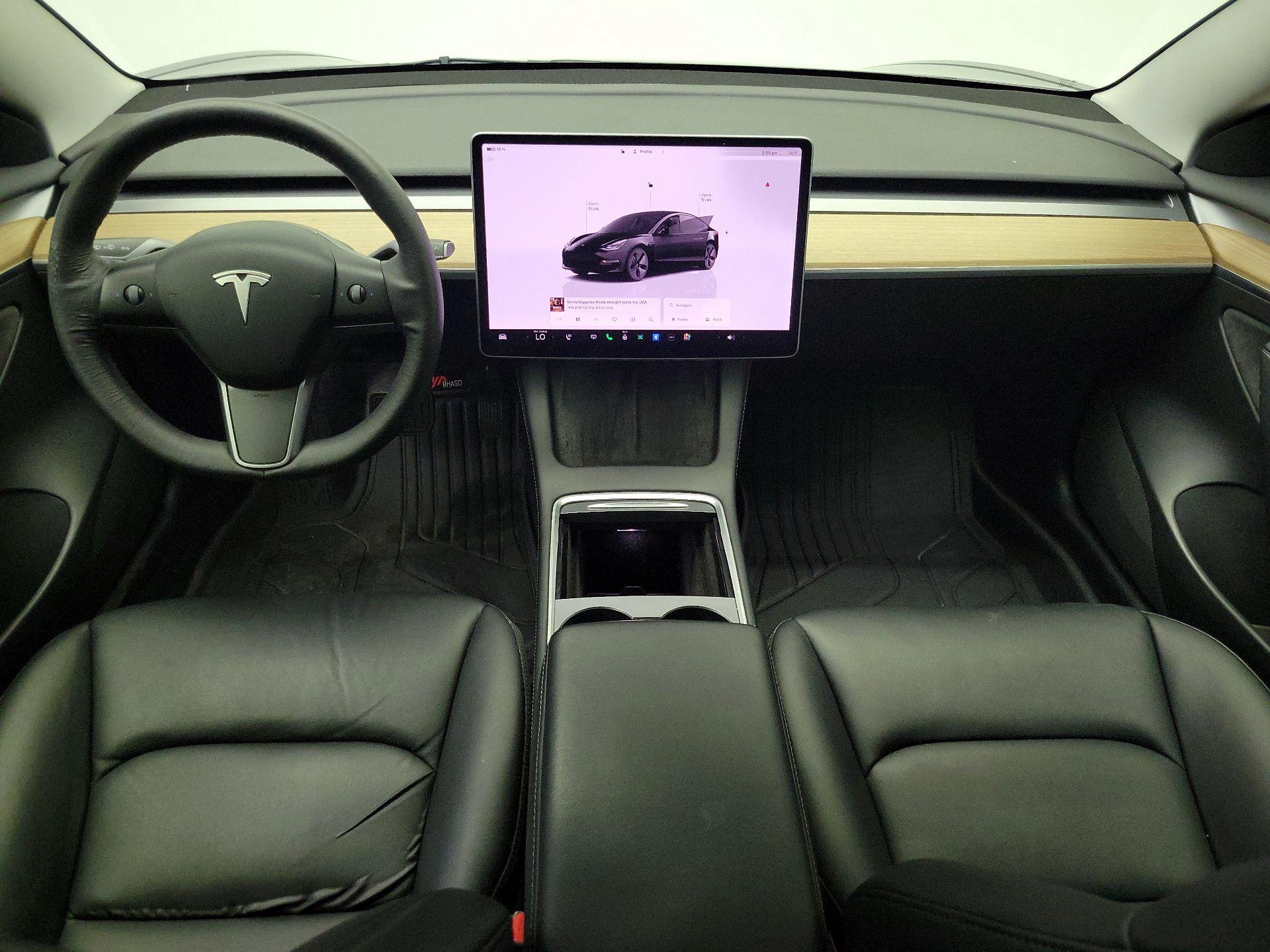 Thumbnail: 2022 Tesla Model 3 - 9