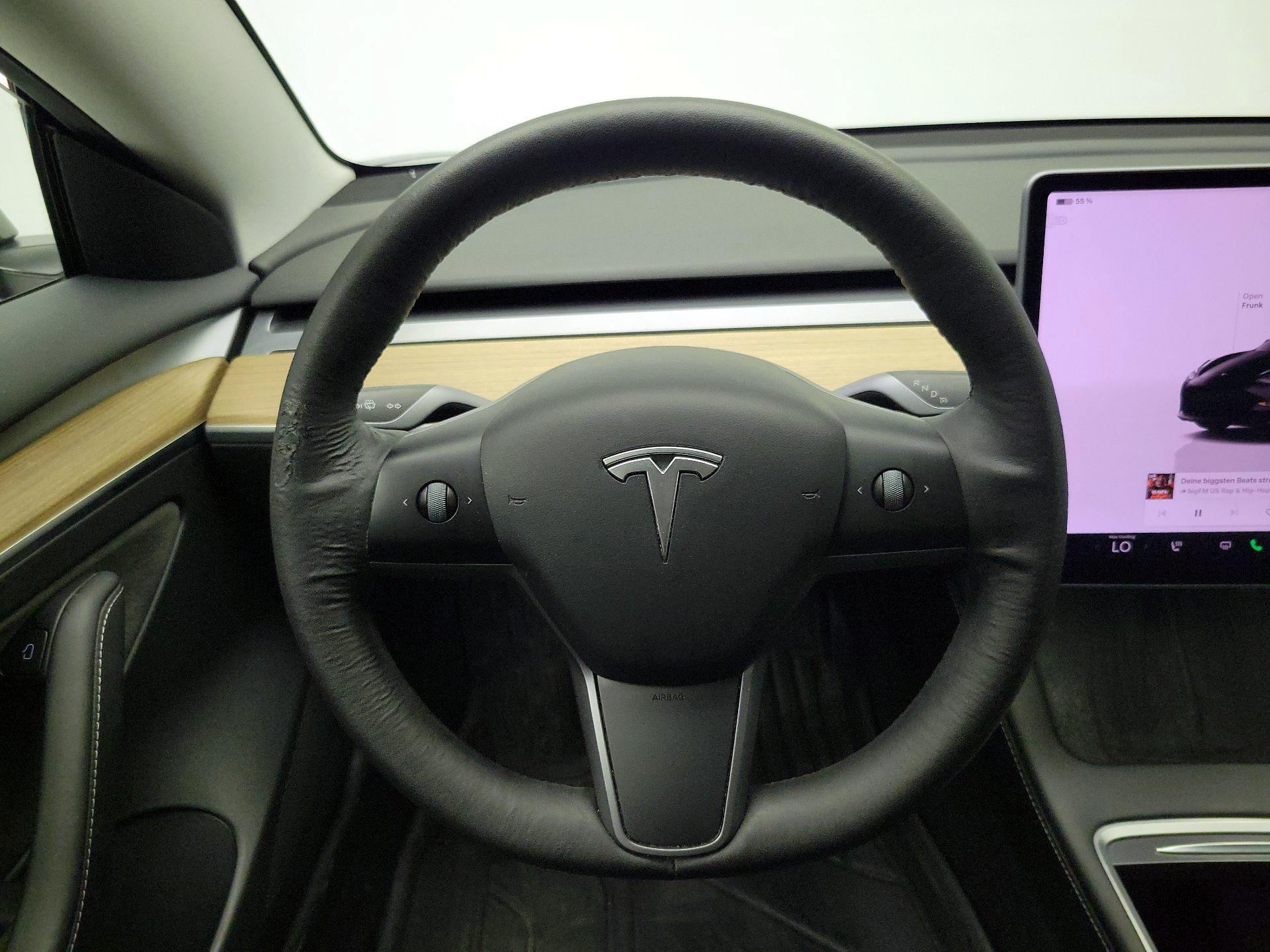Thumbnail: 2022 Tesla Model 3 - 10