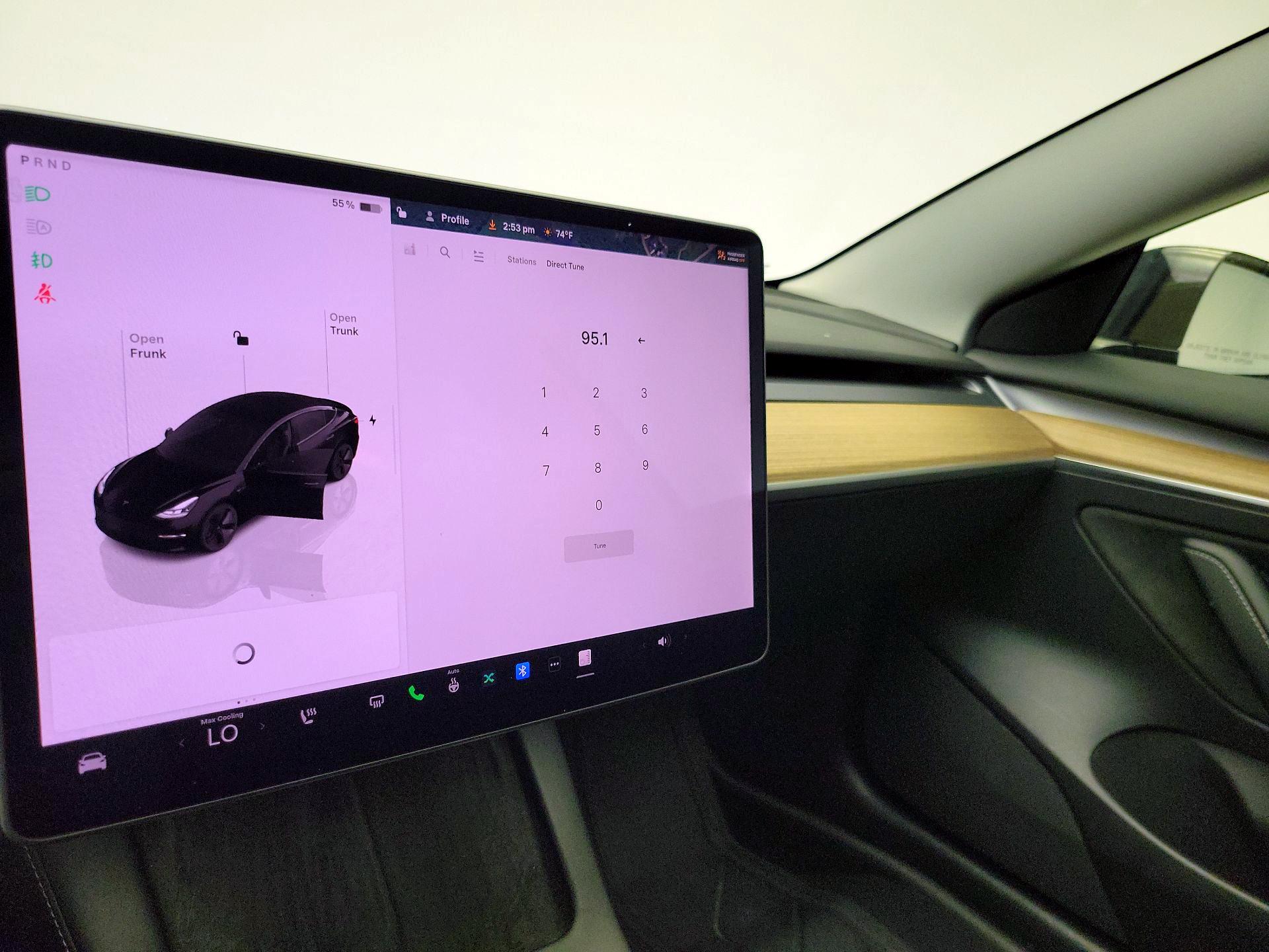 Thumbnail: 2022 Tesla Model 3 - 15