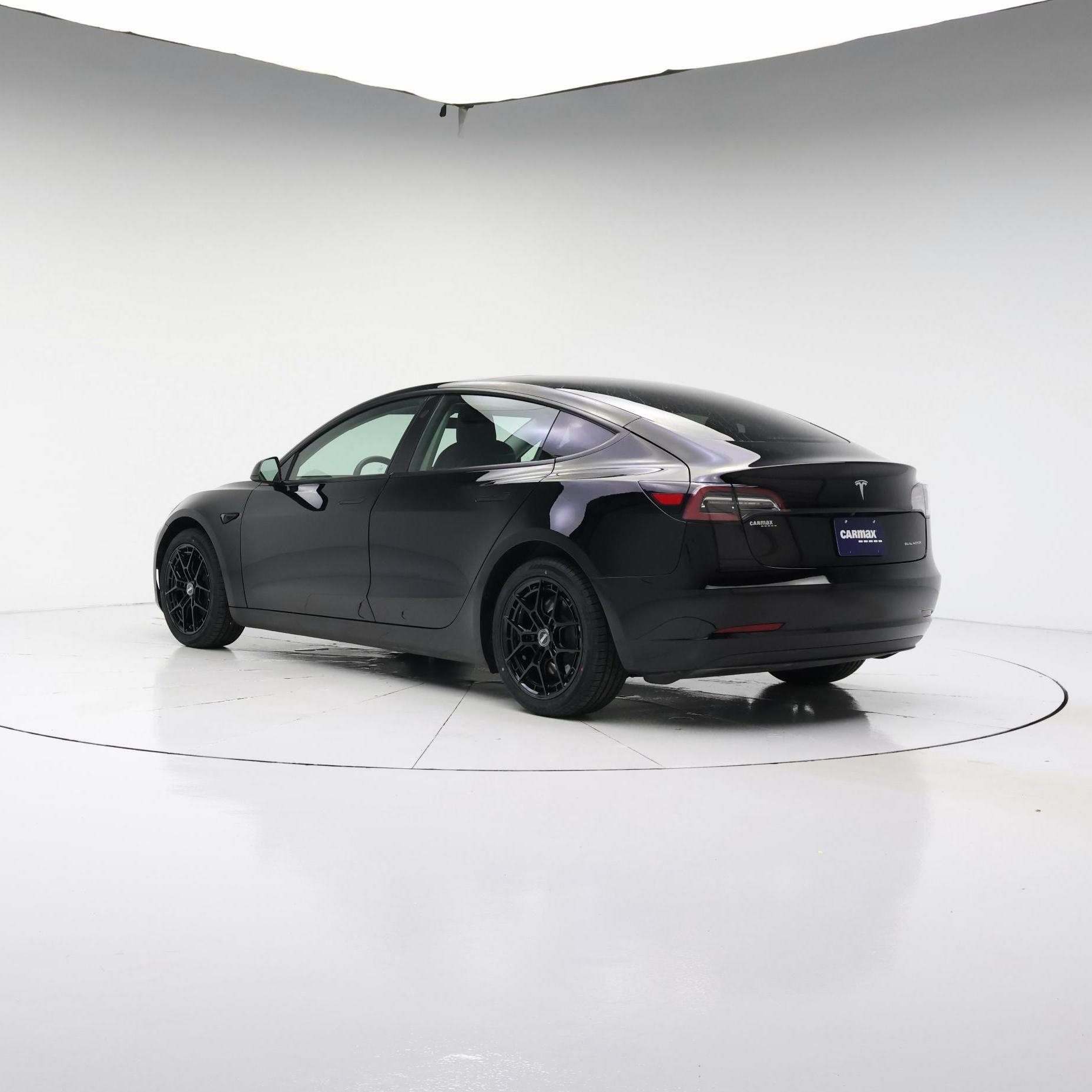 Thumbnail: 2022 Tesla Model 3 - 2