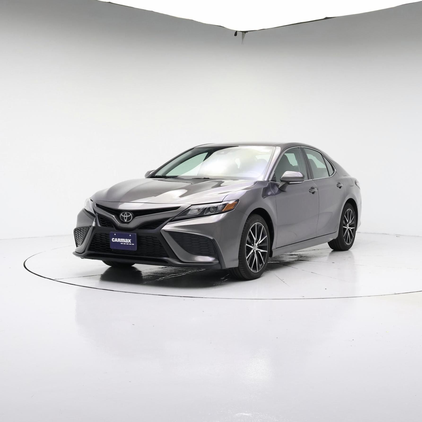 Thumbnail: 2022 Toyota Camry - 4