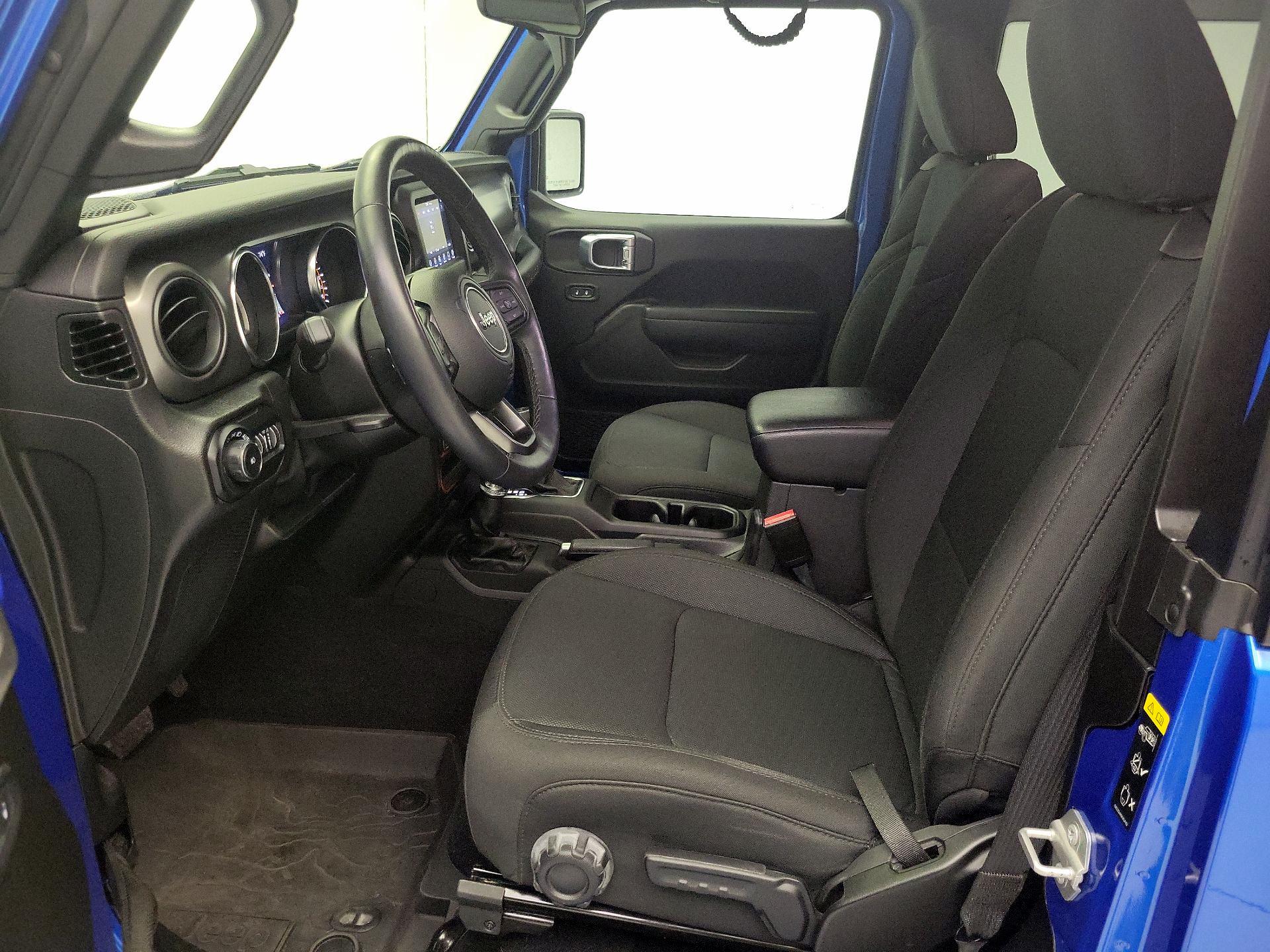 Thumbnail: 2022 Jeep Wrangler - 11