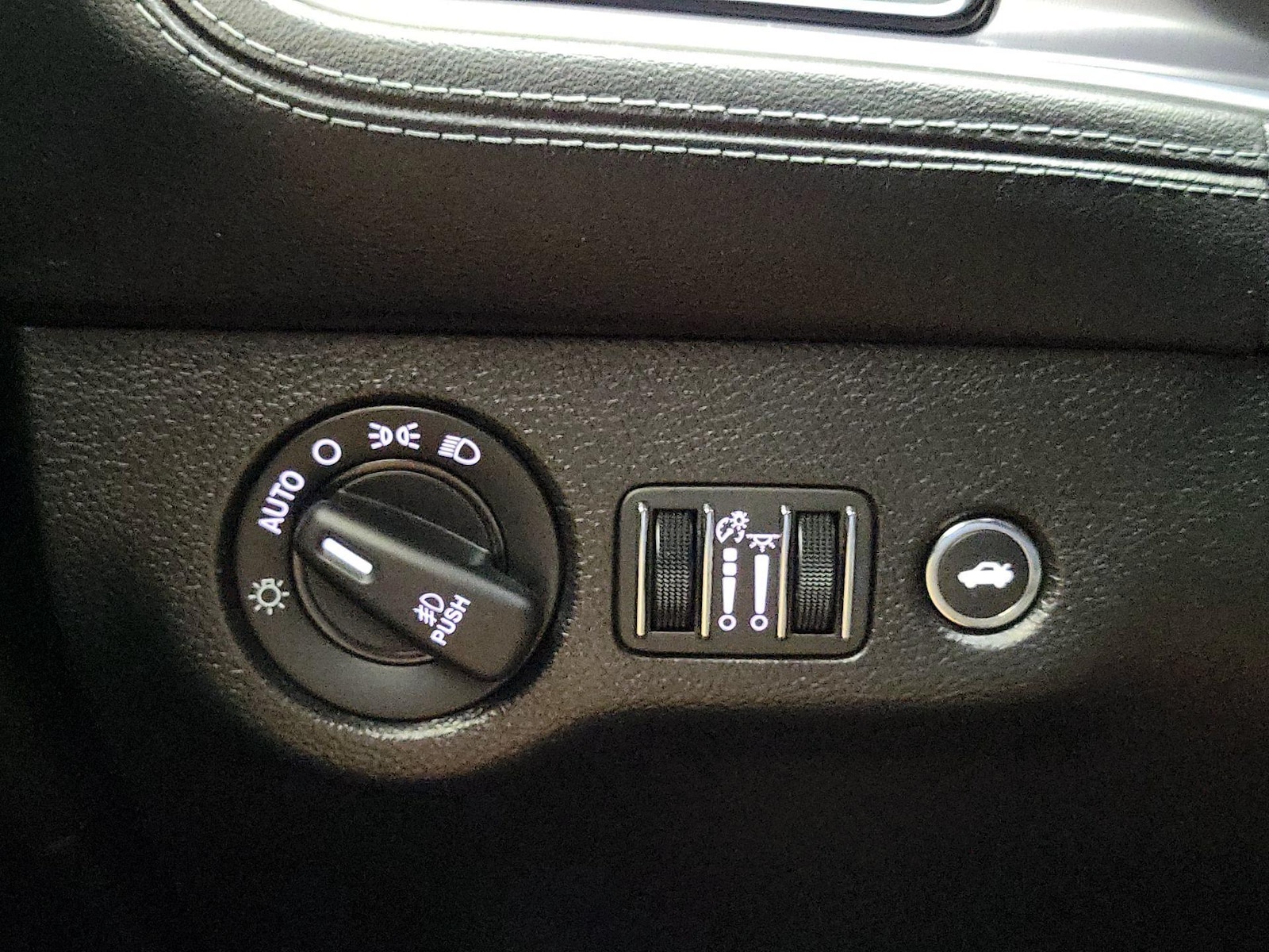 2021 Dodge Challenger R/T - Photo 14