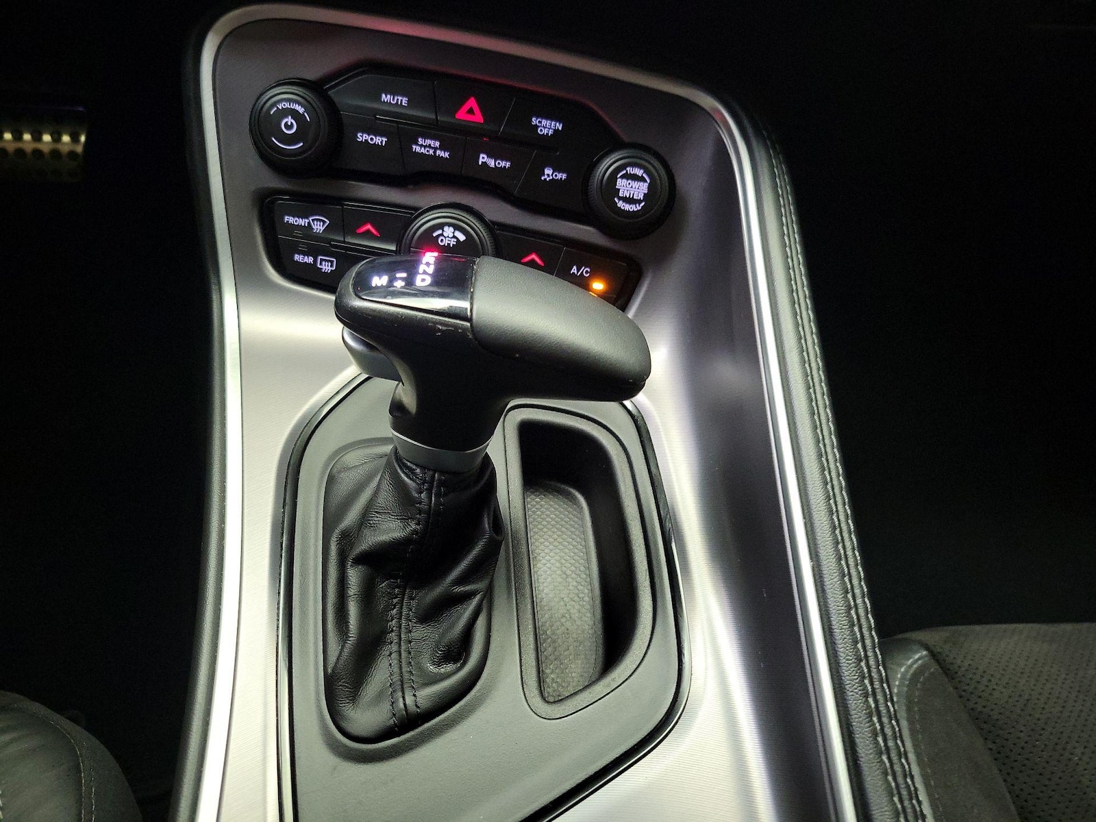 2021 Dodge Challenger R/T - Photo 19