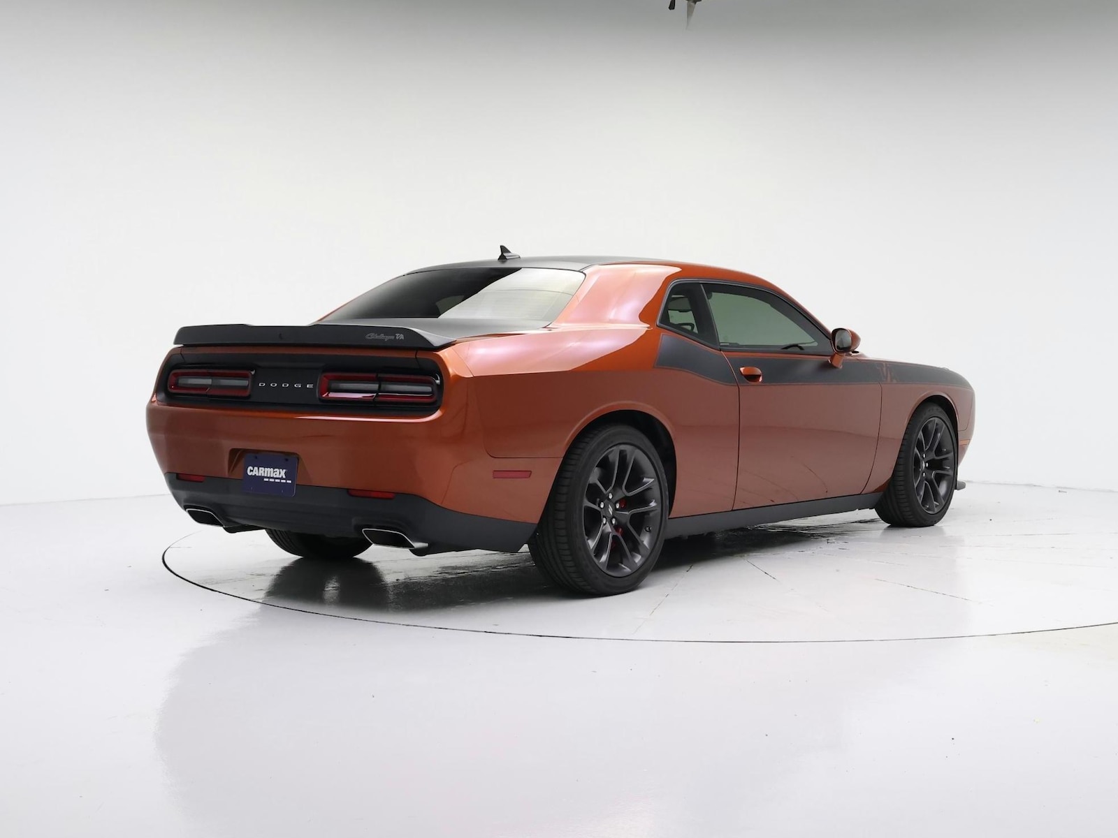 2021 Dodge Challenger R/T - Photo 9