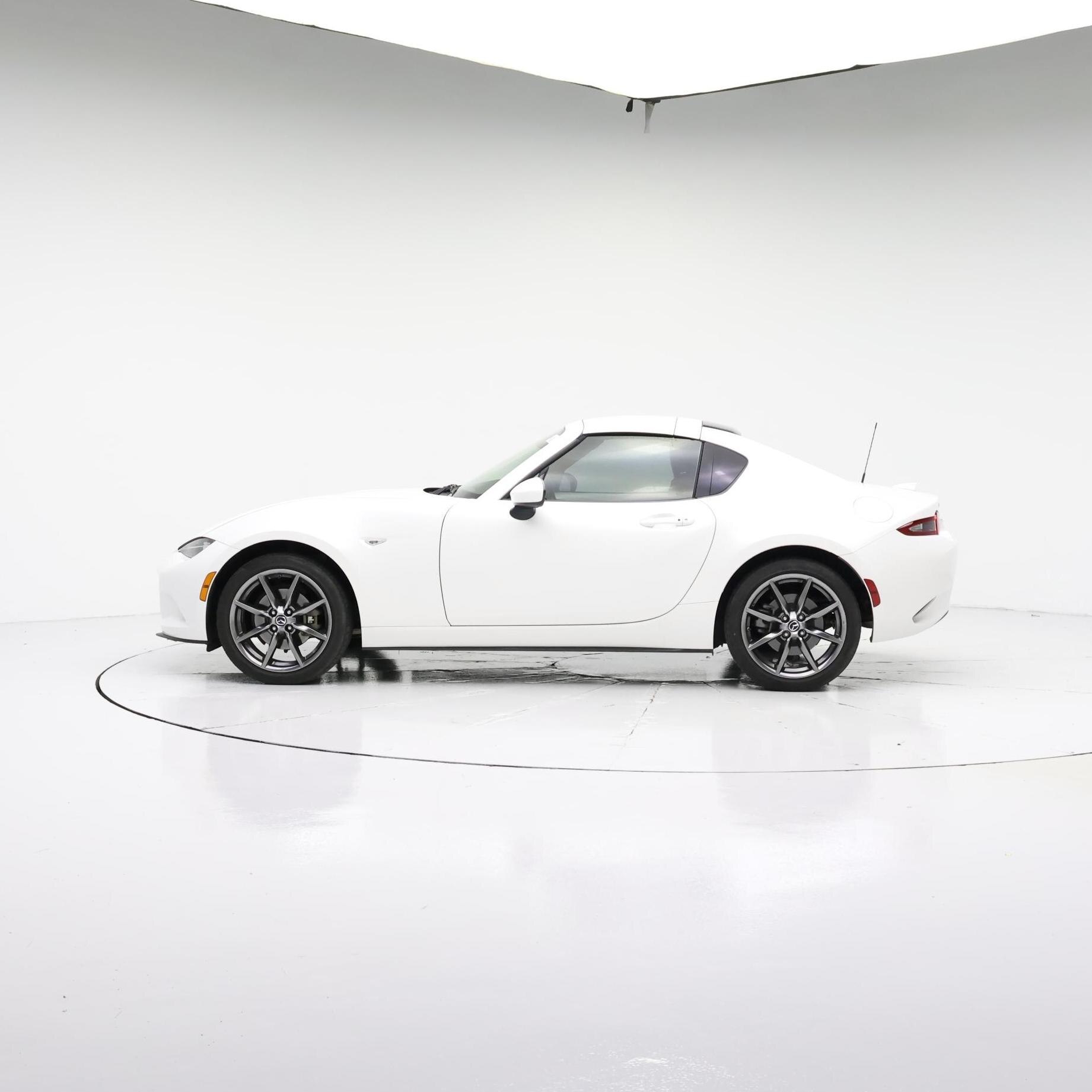 Thumbnail: 2019 Mazda MX-5 Miata - 3