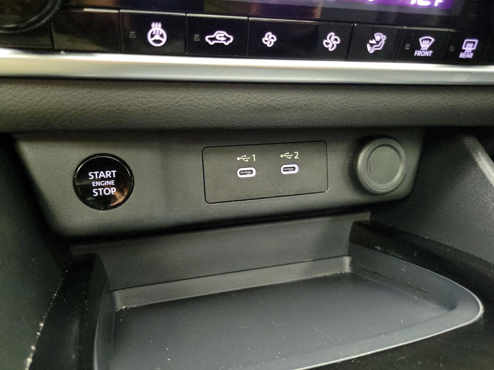 2025 Nissan Rogue SV - Photo 19