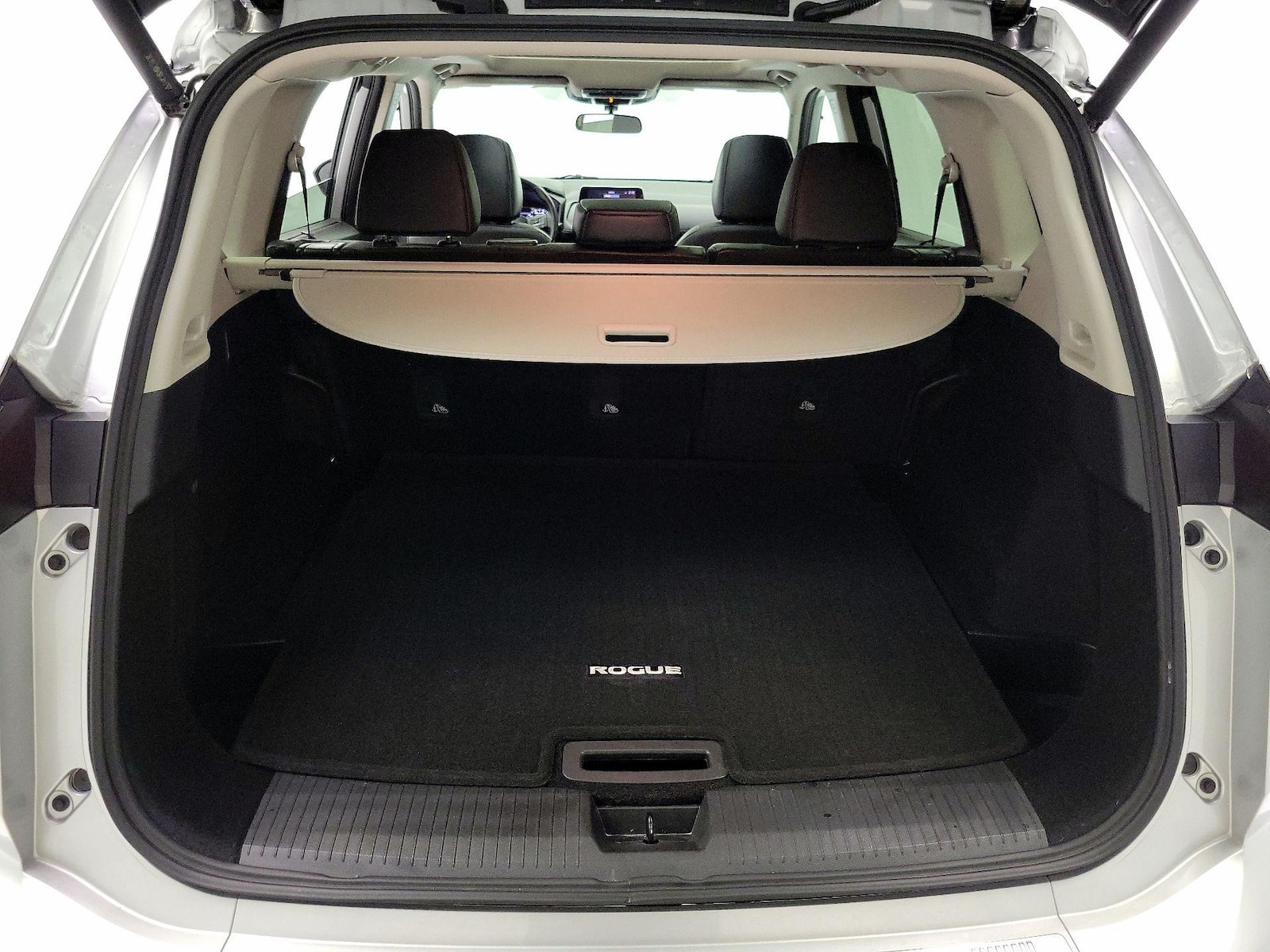 2025 Nissan Rogue SV - Photo 21
