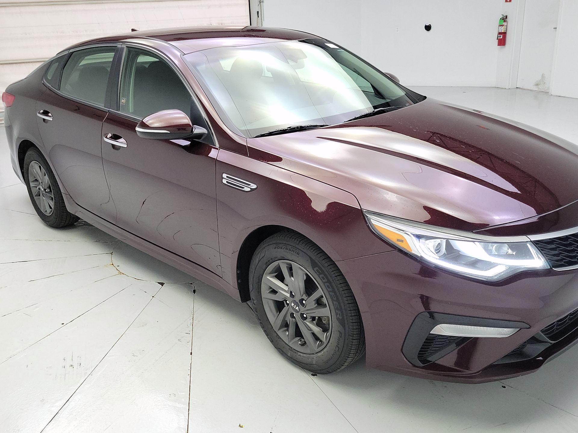 Thumbnail: 2019 Kia Optima - 1