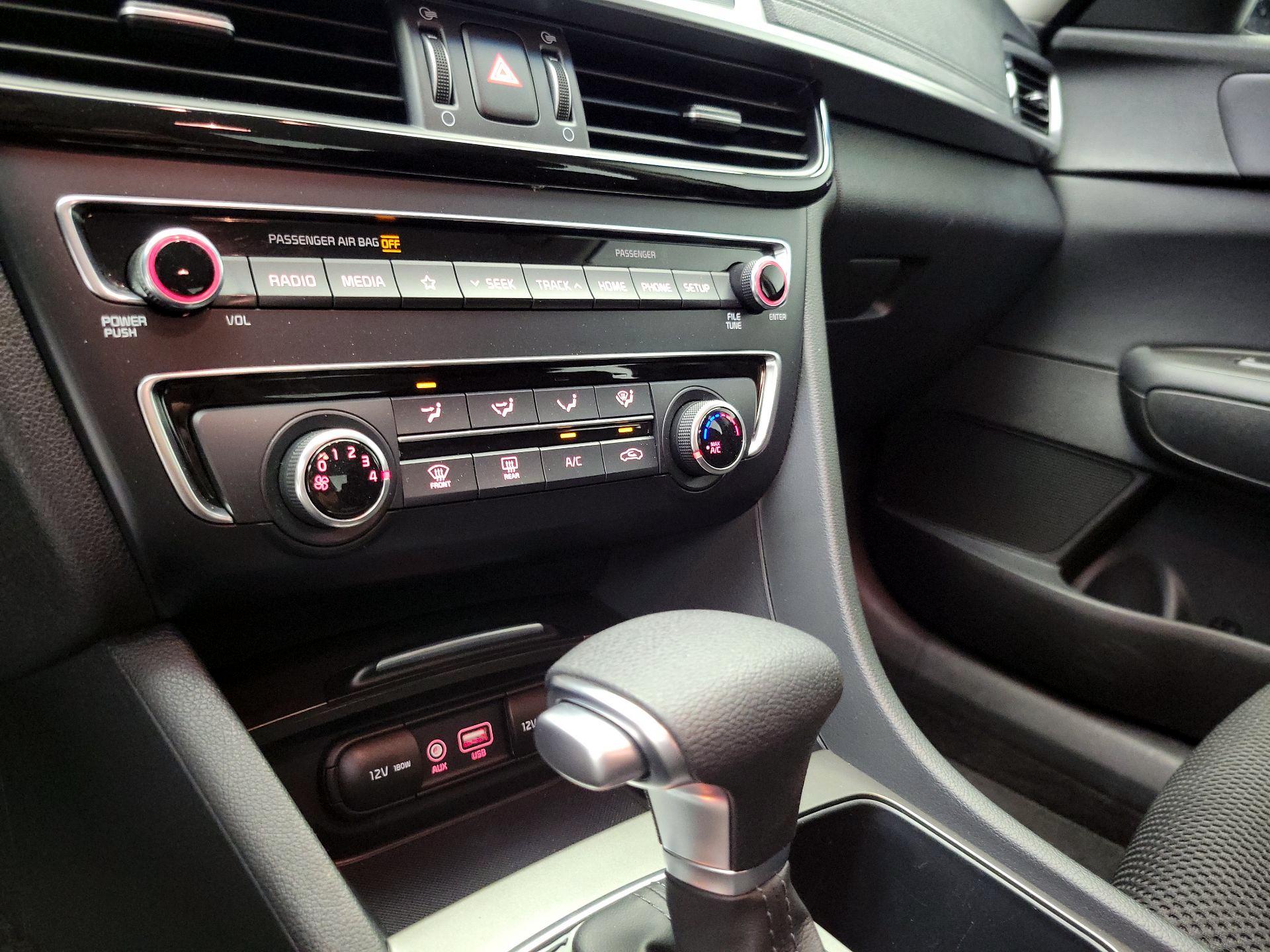 Thumbnail: 2019 Kia Optima - 14