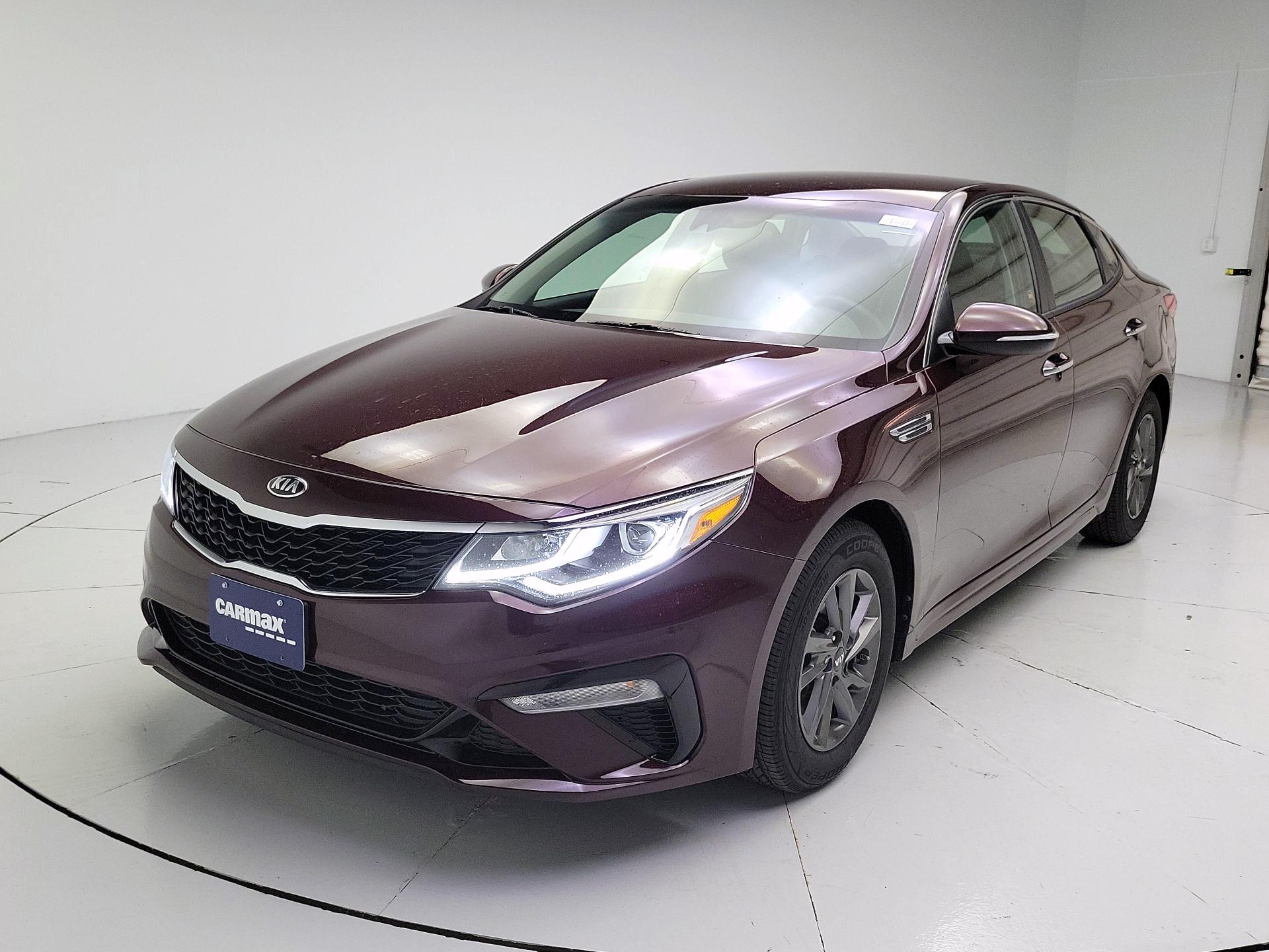 Thumbnail: 2019 Kia Optima - 3