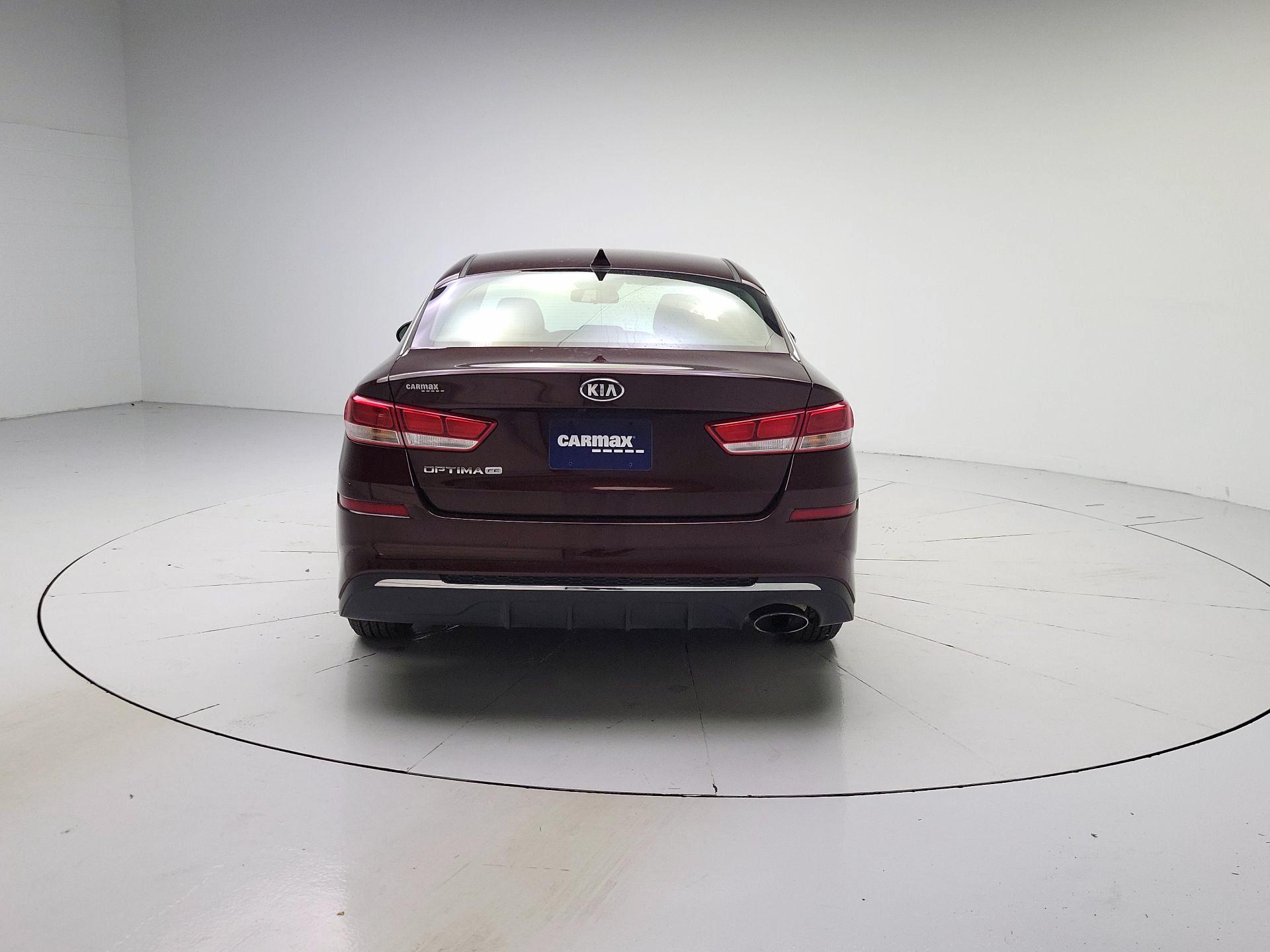 Thumbnail: 2019 Kia Optima - 6