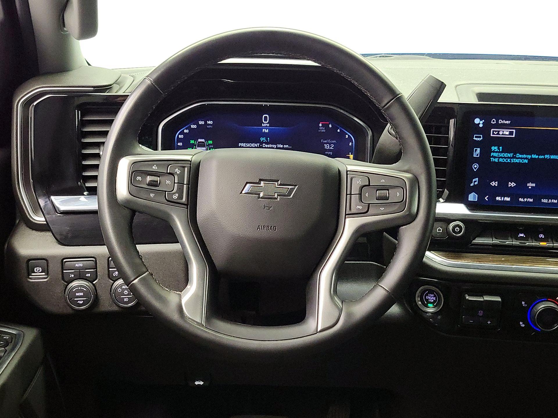 Thumbnail: 2023 Chevrolet Silverado 1500 - 10