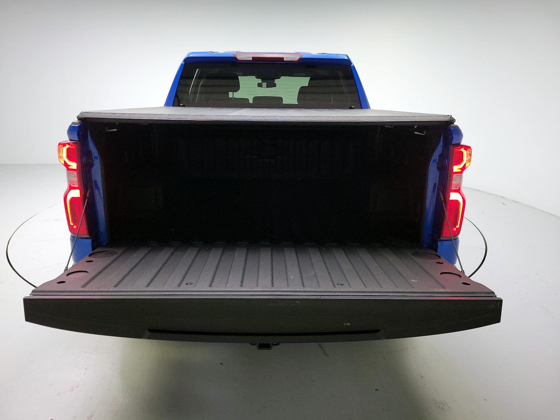 Thumbnail: 2023 Chevrolet Silverado 1500 - 20