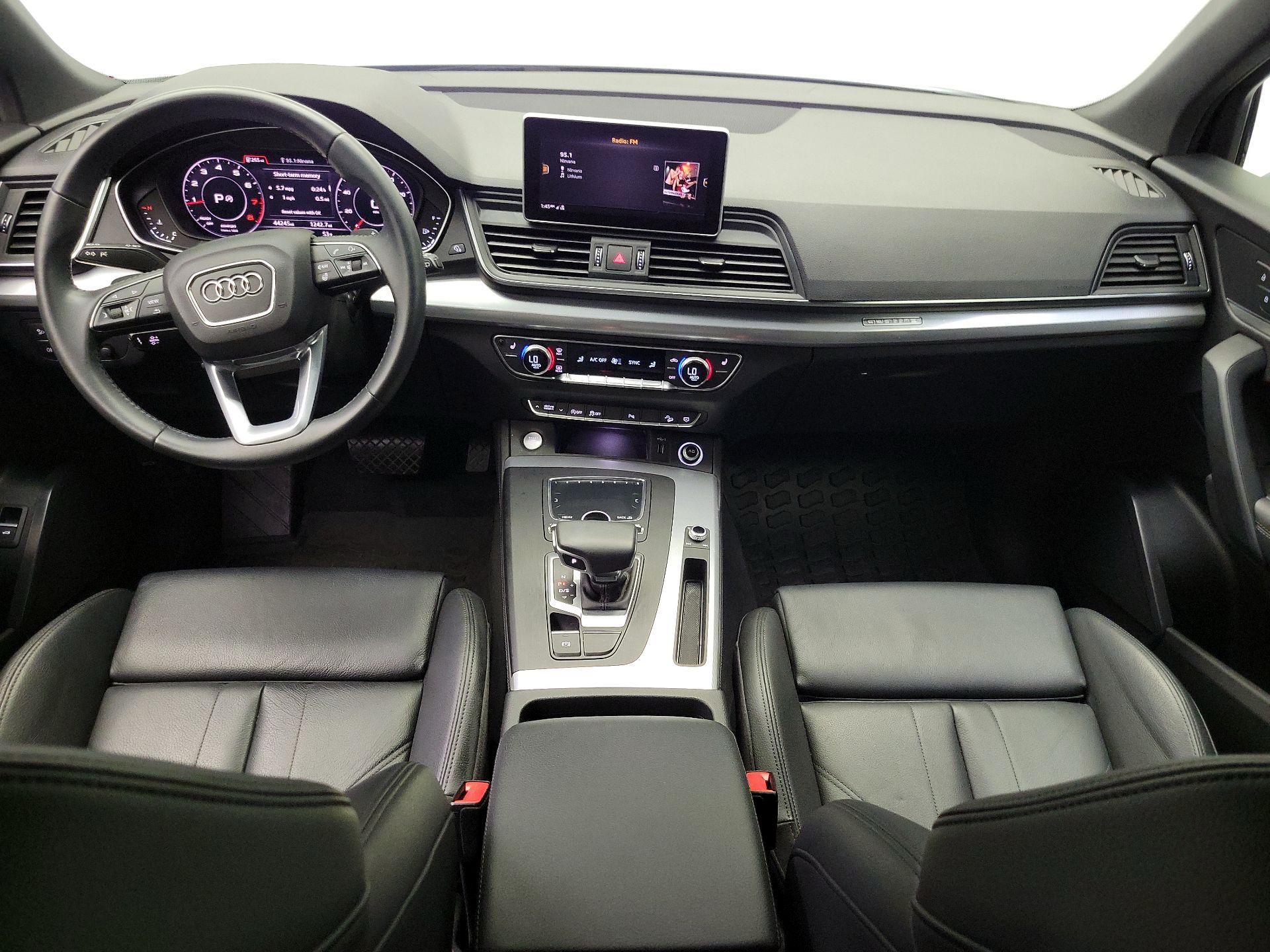 Thumbnail: 2020 Audi Q5 - 9