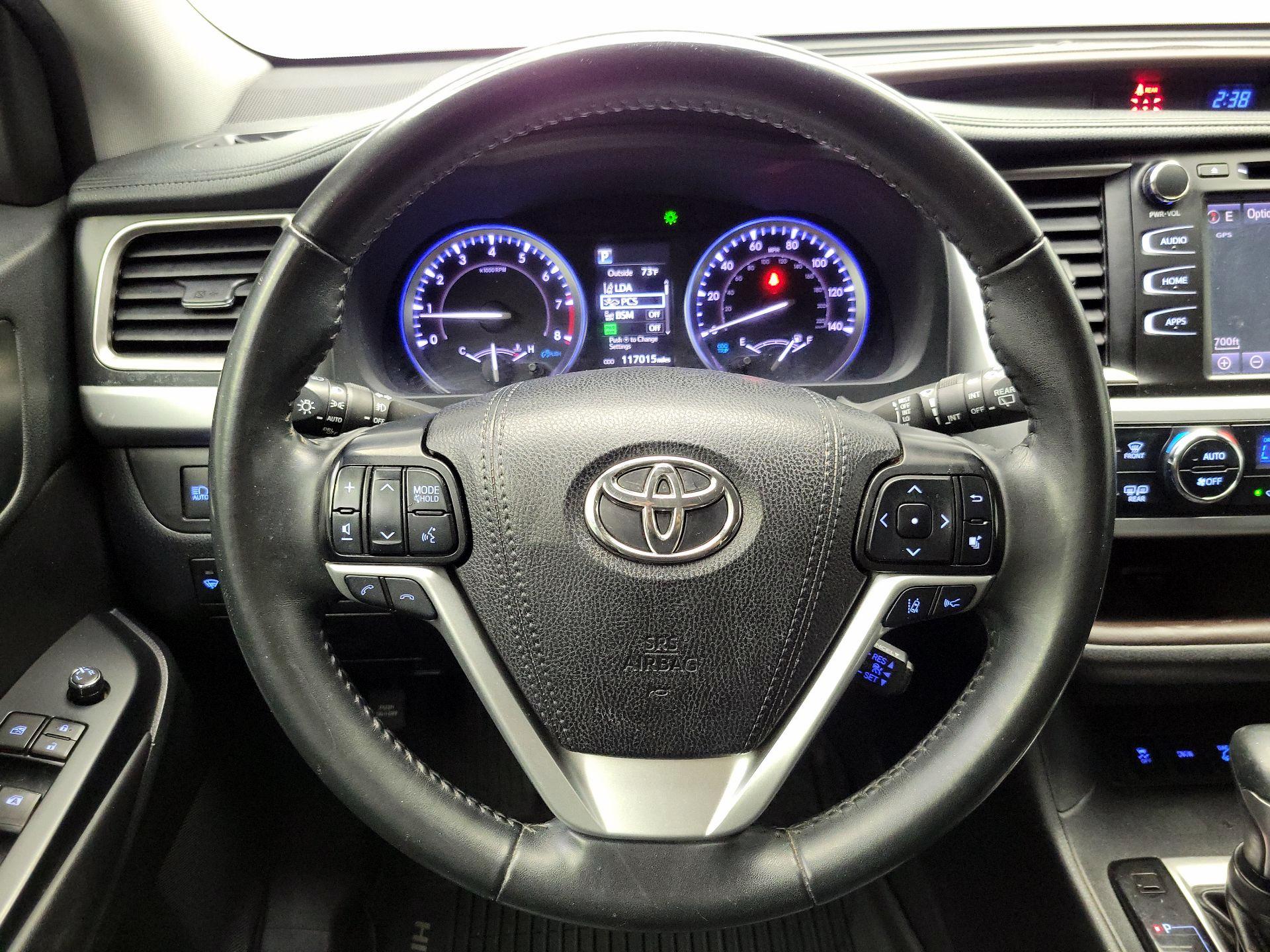 Thumbnail: 2019 Toyota Highlander - 10
