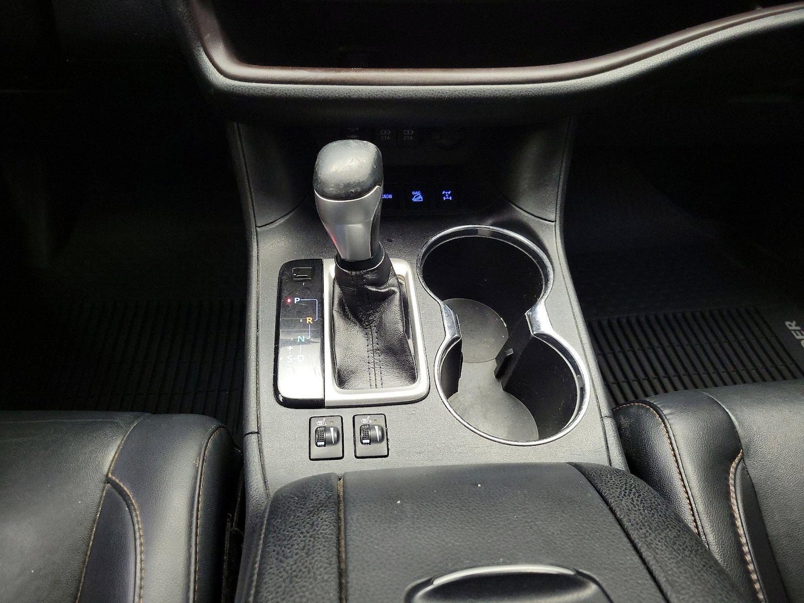2019 Toyota Highlander XLE - Photo 19