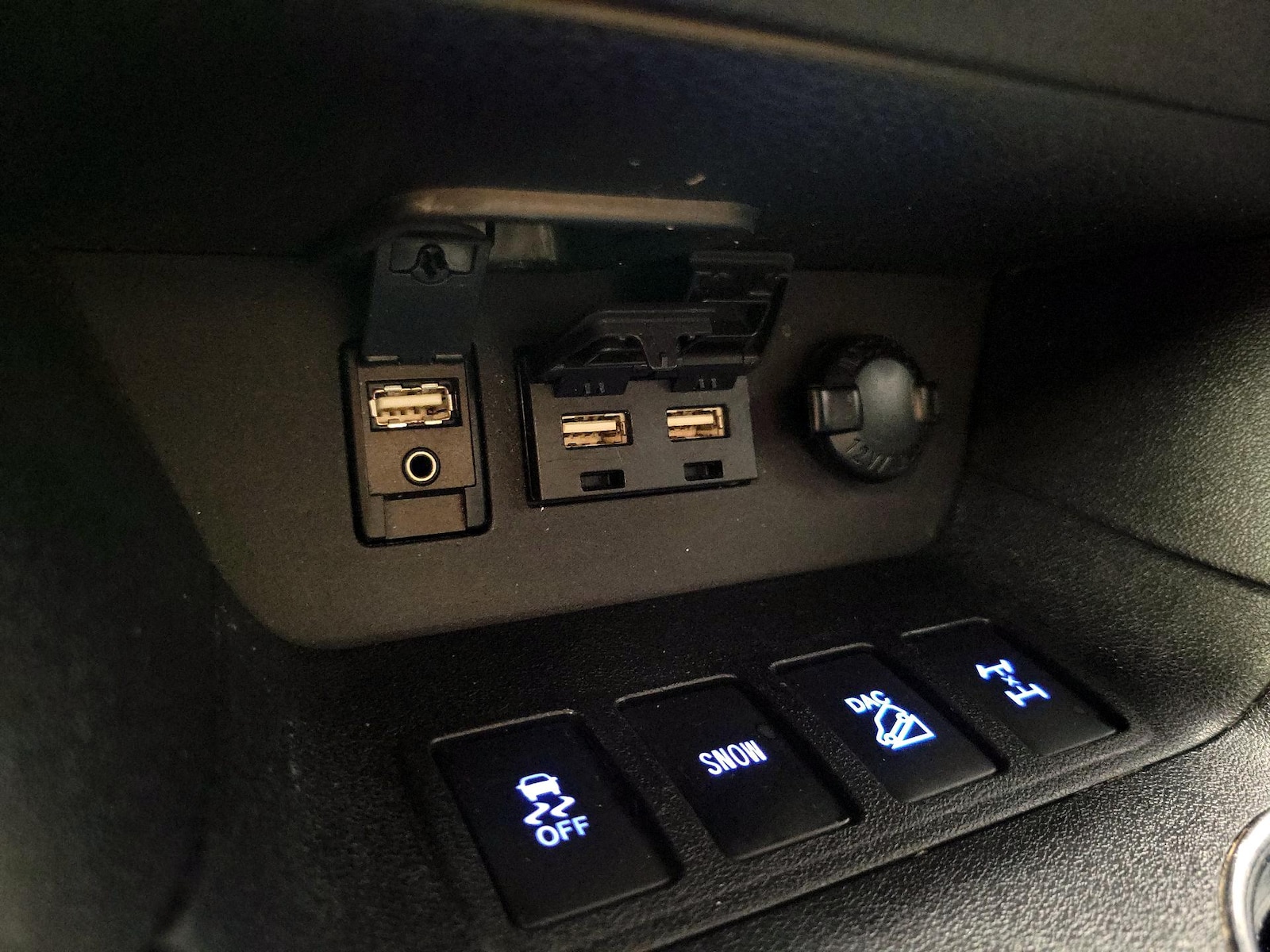 2019 Toyota Highlander XLE - Photo 20