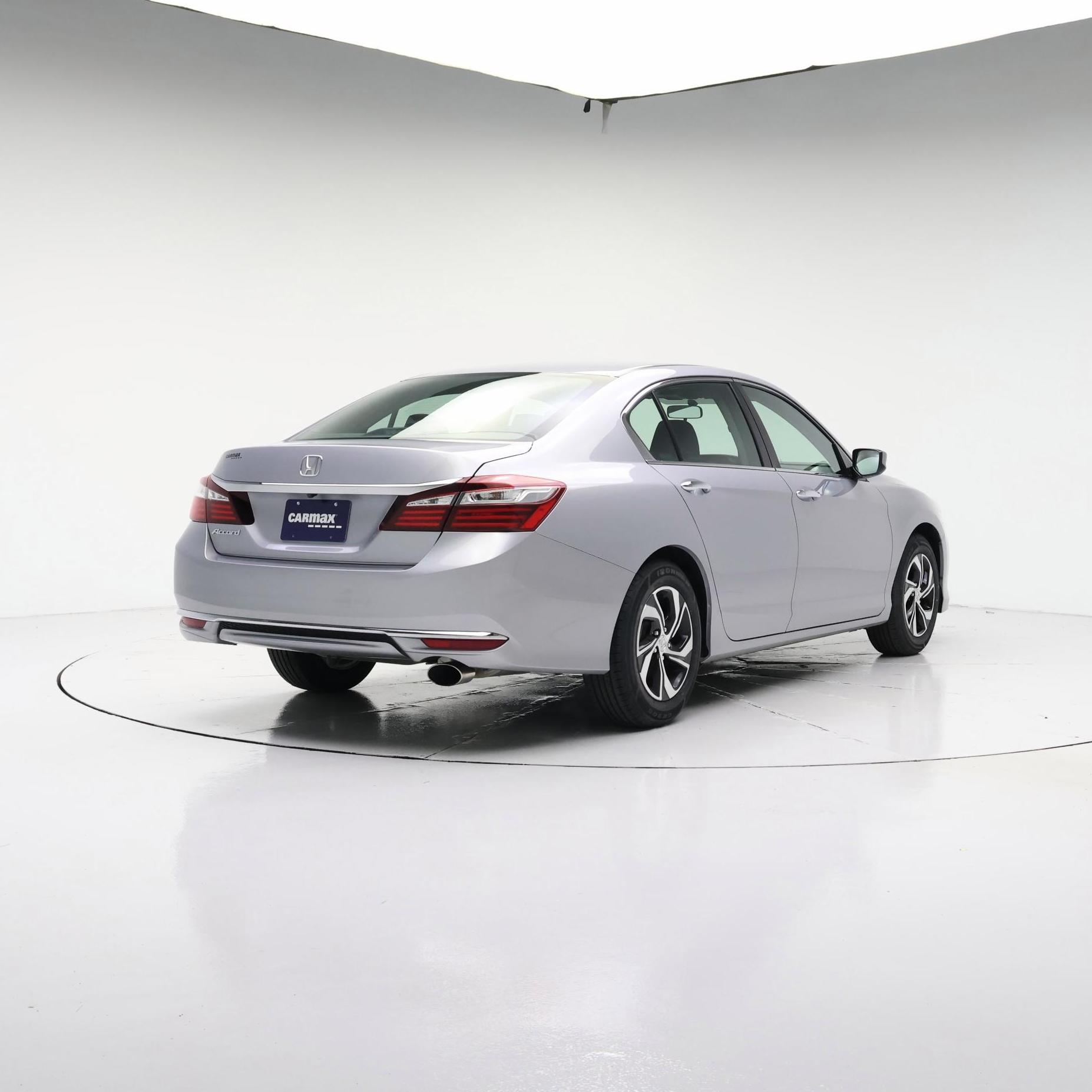 Thumbnail: 2016 Honda Accord - 8