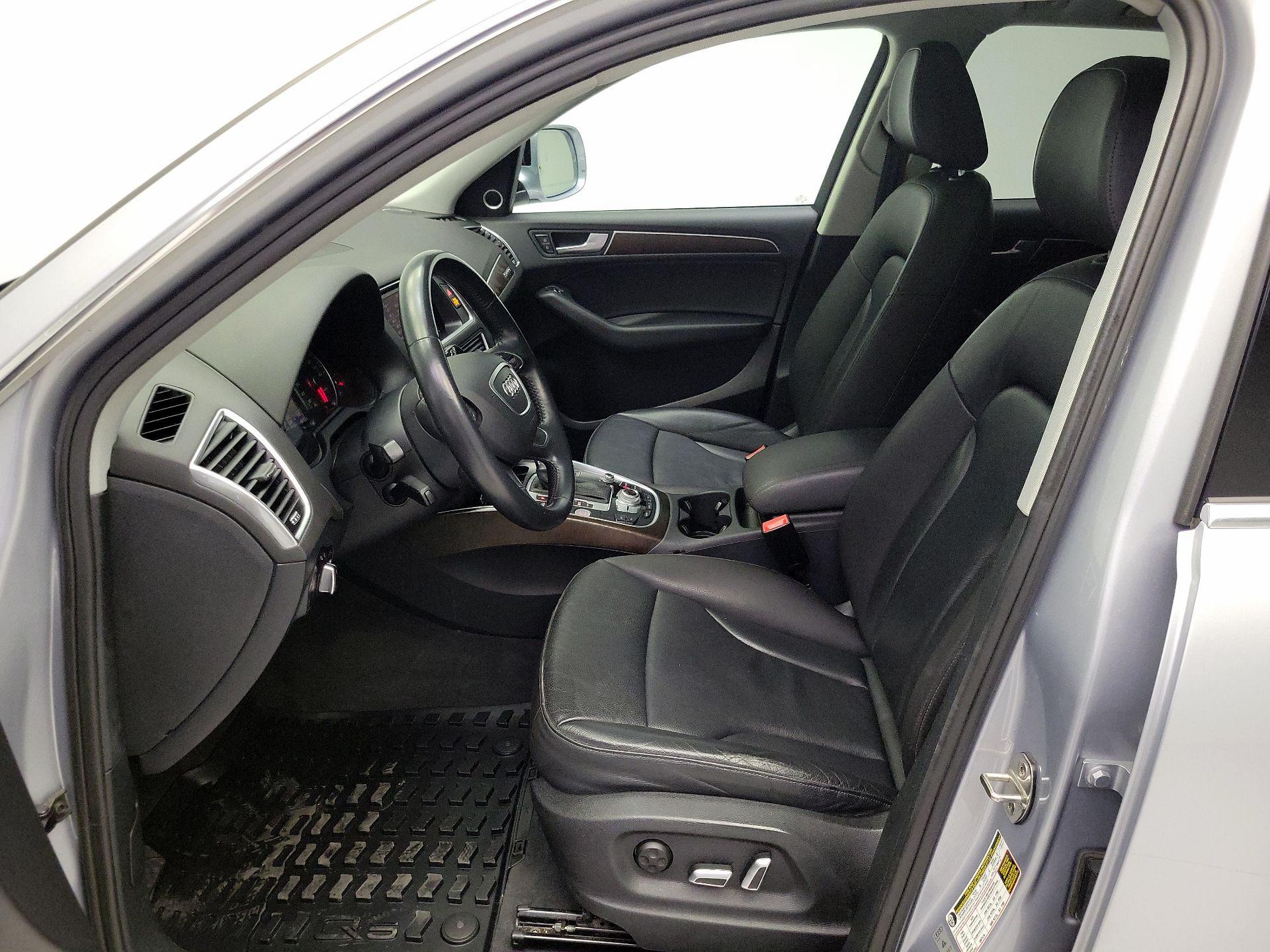 Thumbnail: 2016 Audi Q5 - 11