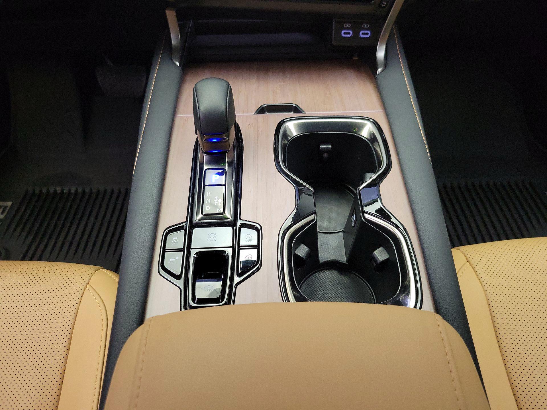 Thumbnail: 2025 Lexus RX - 18