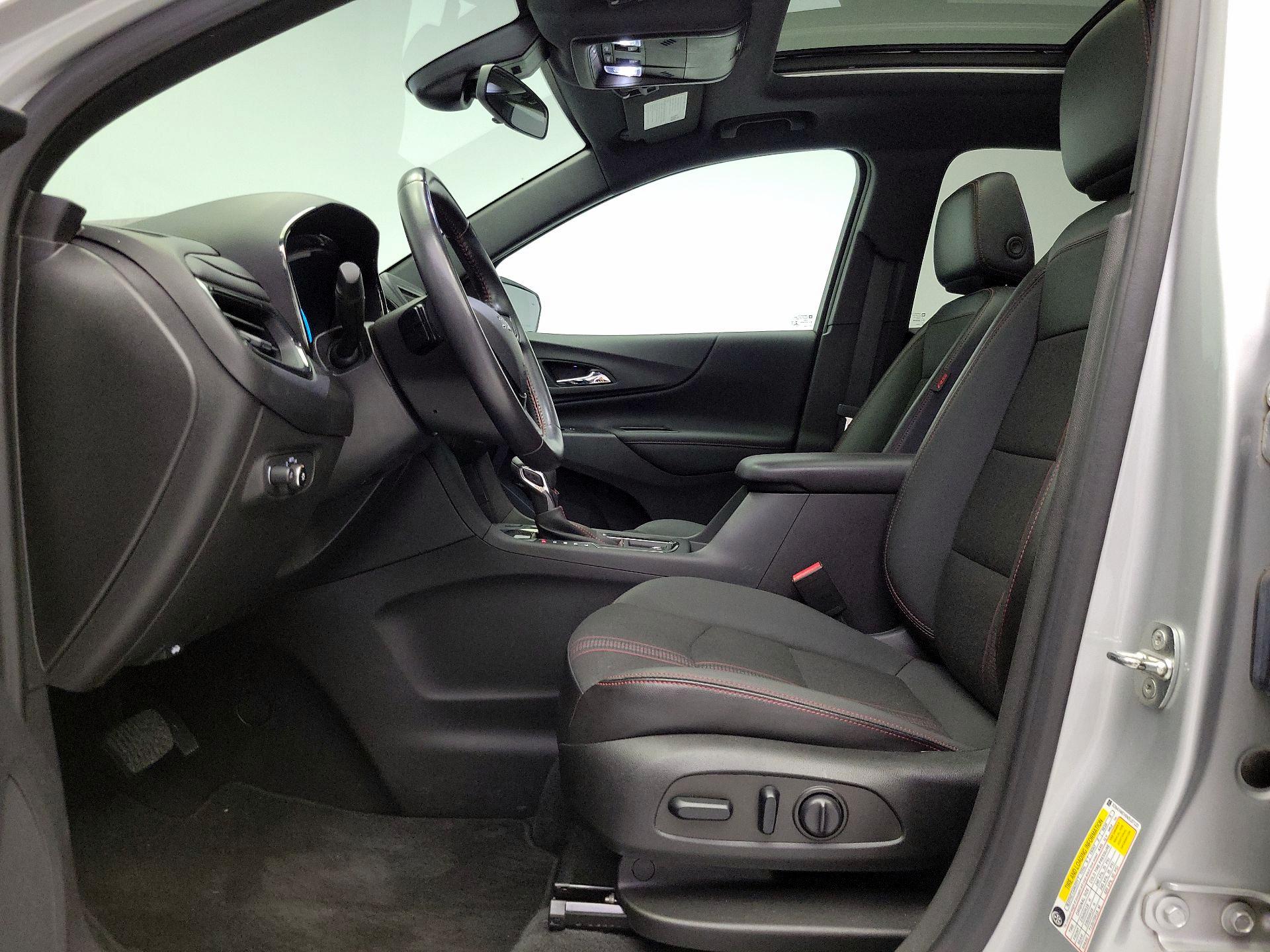 Thumbnail: 2022 Chevrolet Equinox - 11