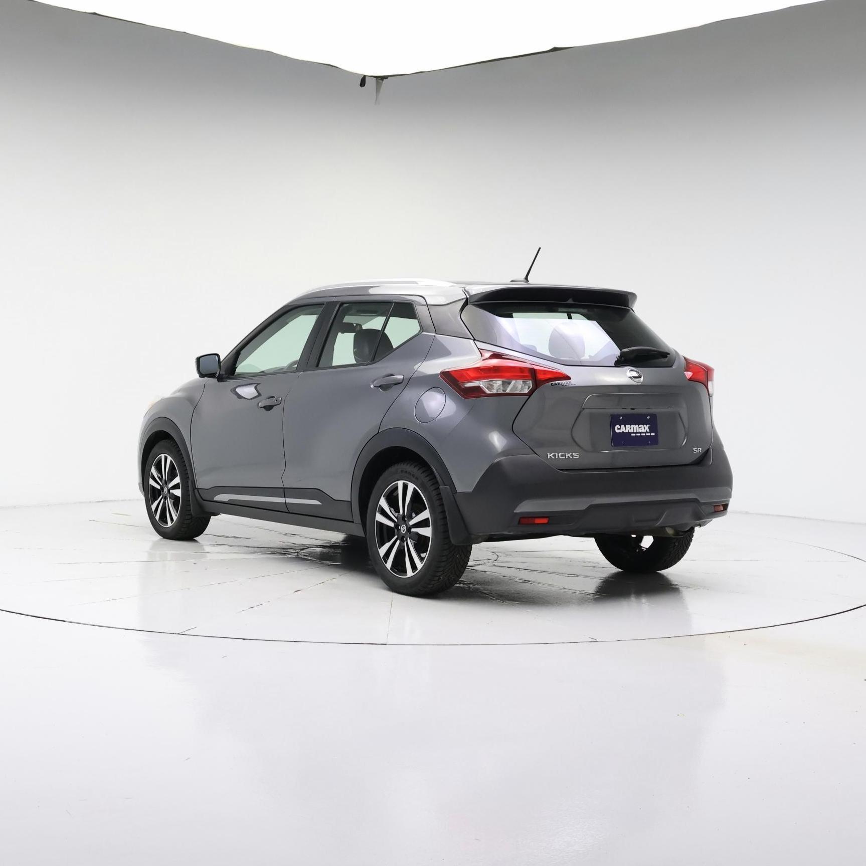 Thumbnail: 2019 Nissan Kicks - 2